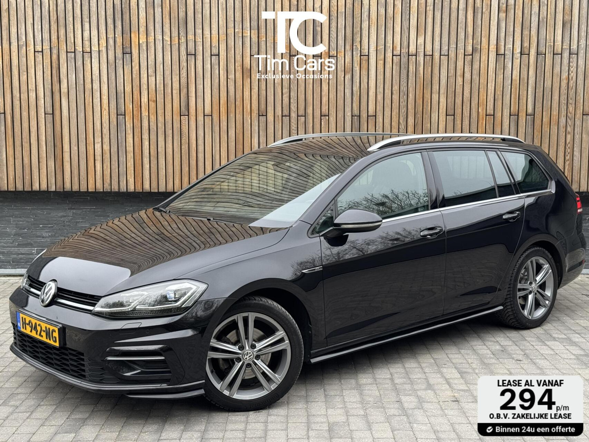 Volkswagen Golf Variant 1.5 TSI R-line Automaat | Navigatiesysteem | Apple CarPlay | Achteruitrijcamera | LED adaptief | Trekhaak afneembaar | Adaptieve cruise control | Parkeersensoren voor en achter 43746191-0.jpg | Timcars.nl