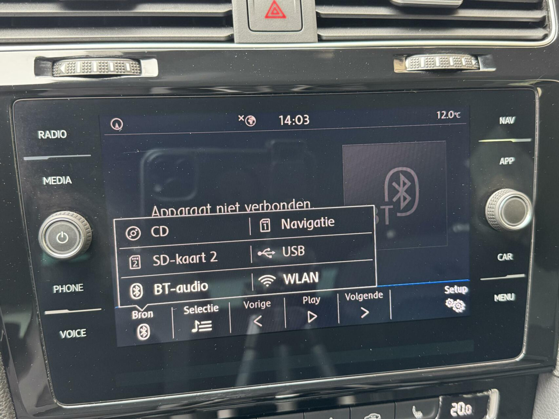 Volkswagen Golf Variant 1.5 TSI R-line Automaat | Navigatiesysteem | Apple CarPlay | Achteruitrijcamera | LED adaptief | Trekhaak afneembaar | Adaptieve cruise control | Parkeersensoren voor en achter 43746191-16.jpg | Timcars.nl