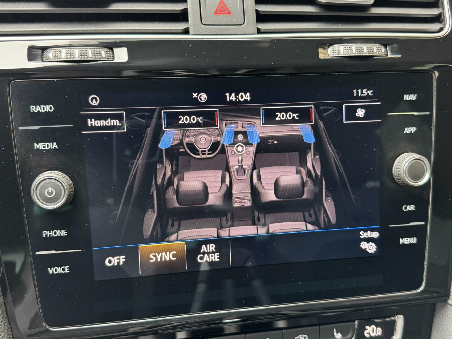 Volkswagen Golf Variant 1.5 TSI R-line Automaat | Navigatiesysteem | Apple CarPlay | Achteruitrijcamera | LED adaptief | Trekhaak afneembaar | Adaptieve cruise control | Parkeersensoren voor en achter 43746191-23.jpg | Timcars.nl