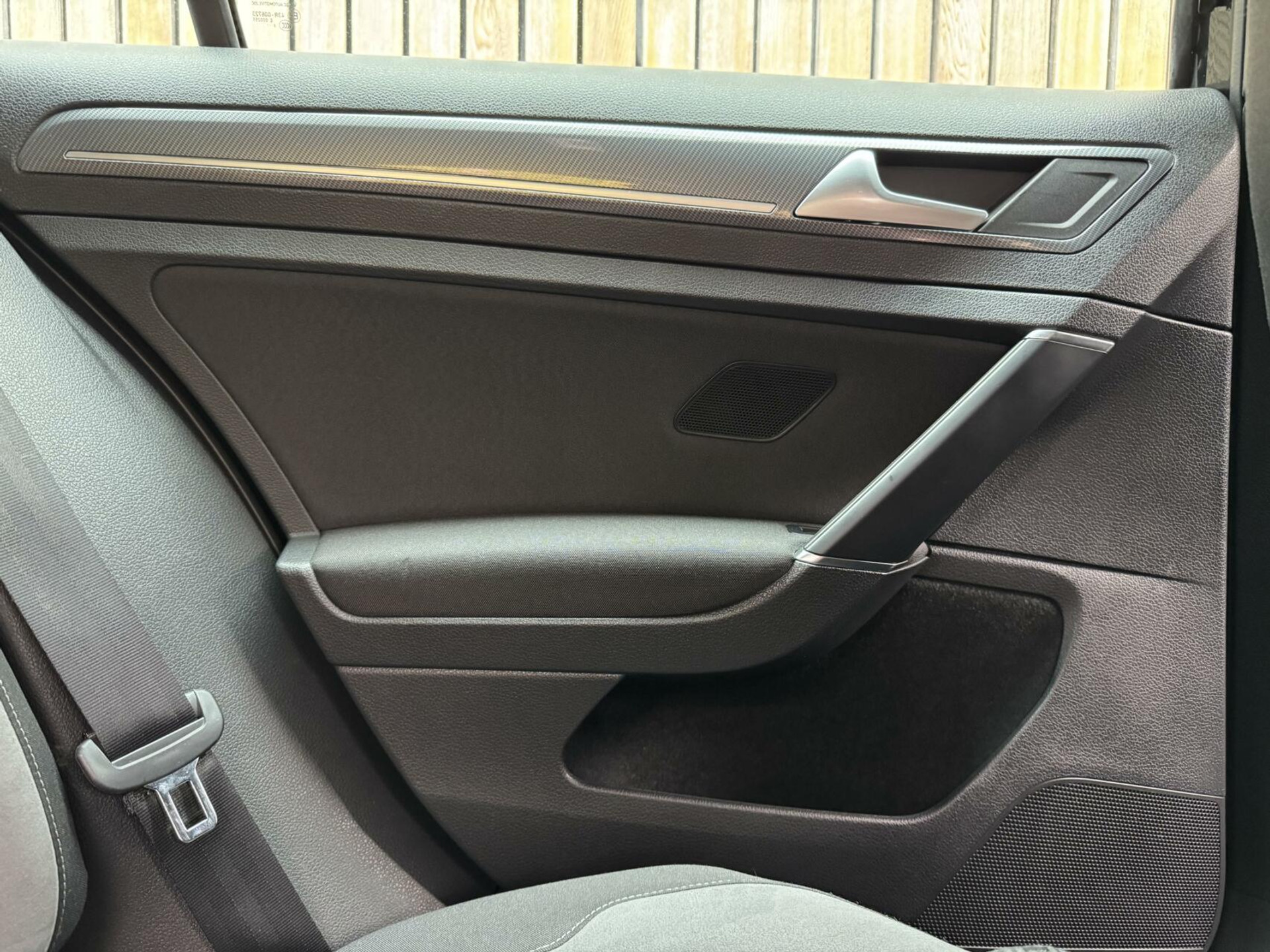 Volkswagen Golf Variant 1.5 TSI R-line Automaat | Navigatiesysteem | Apple CarPlay | Achteruitrijcamera | LED adaptief | Trekhaak afneembaar | Adaptieve cruise control | Parkeersensoren voor en achter 43746191-38.jpg | Timcars.nl