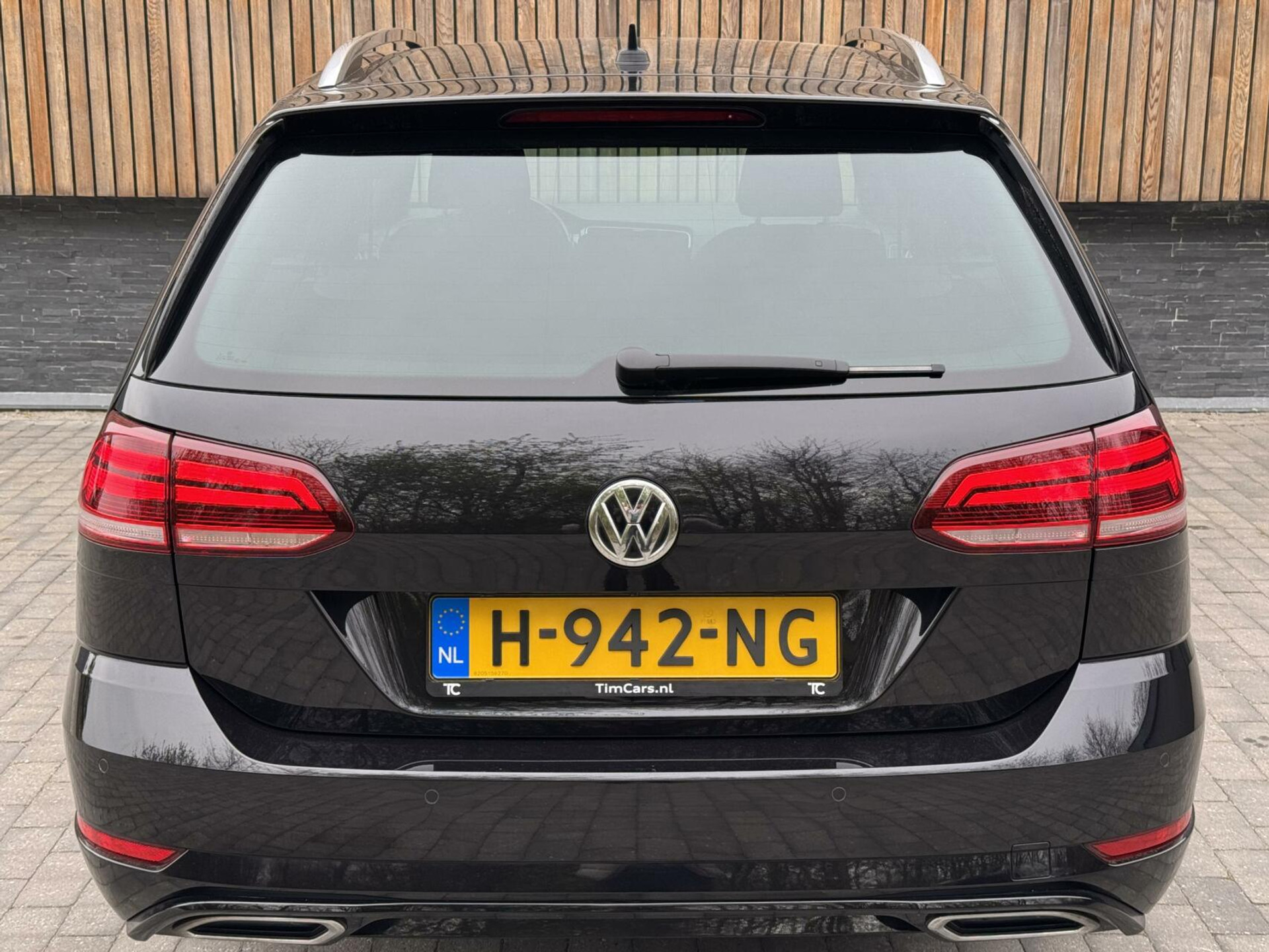 Volkswagen Golf Variant 1.5 TSI R-line Automaat | Navigatiesysteem | Apple CarPlay | Achteruitrijcamera | LED adaptief | Trekhaak afneembaar | Adaptieve cruise control | Parkeersensoren voor en achter 43746191-51.jpg | Timcars.nl