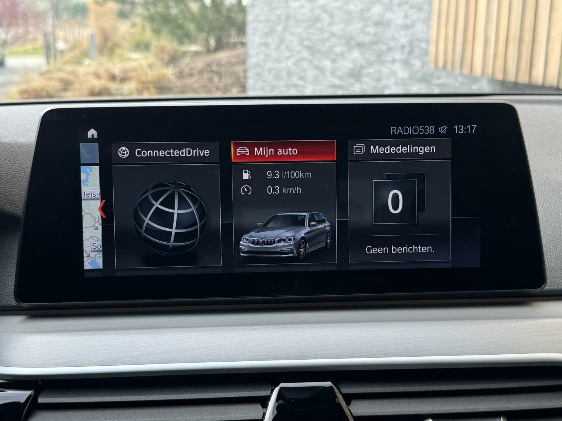 BMW 5 Serie Touring 520i Automaat M-sport | 20 inch lichtmetalen velgen | Navigatie proffesional | Sportstoelen | Stoelverwarming voor | Climate control | Cruise control | Parkeersensoren voor en achter 43770682-23.jpg | Timcars.nl