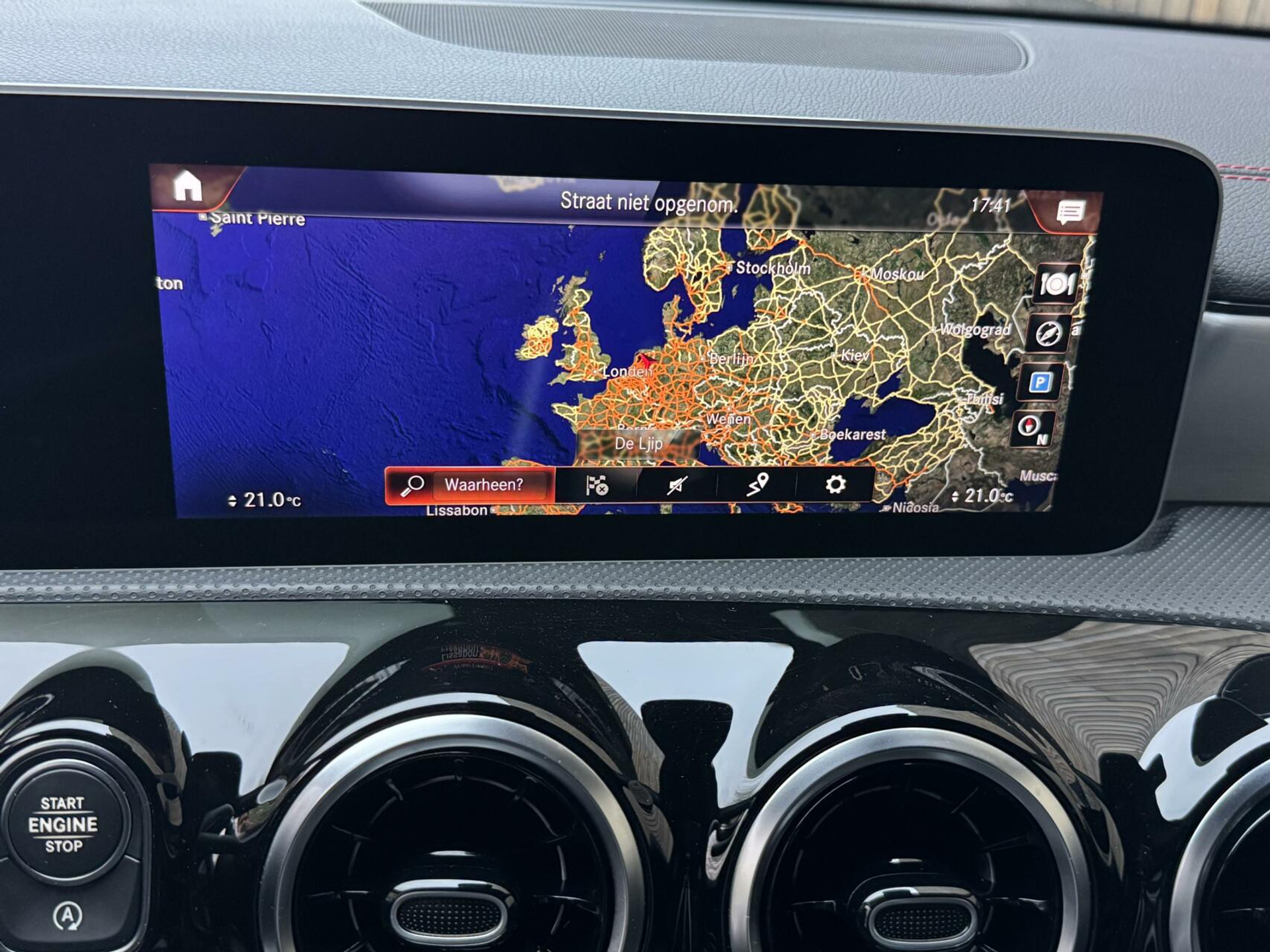 Mercedes-Benz CLA Shooting Brake 200 AMG-line Automaat | LED | Apple CarPlay | Navigatiesysteem | DAB | Getint glas | Digitale cockpit | Trekhaak | Parkeersensoren voor en achter | Achteruitrijcamera 43823139-12.jpg | Timcars.nl