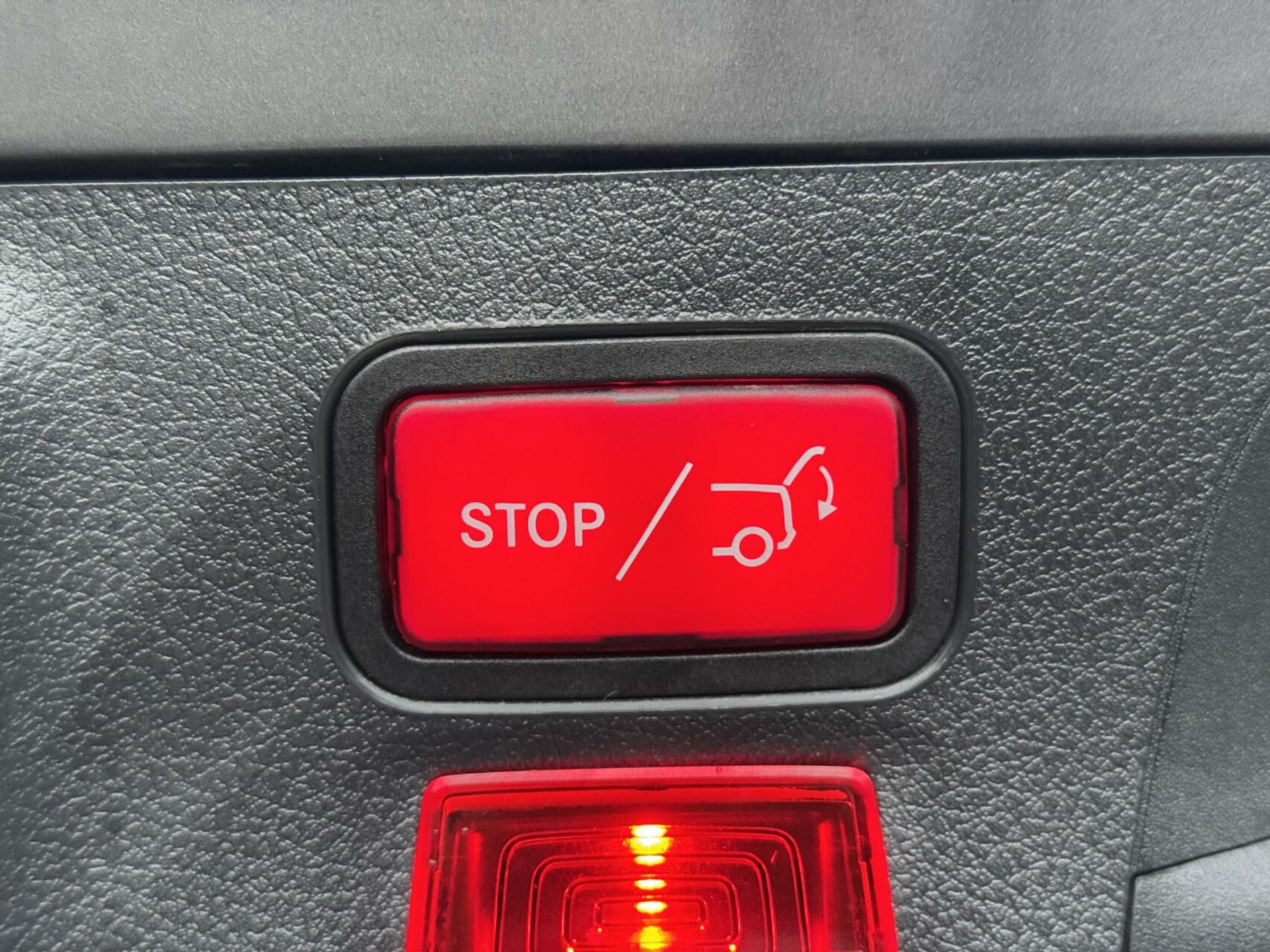 Mercedes-Benz CLA Shooting Brake 200 AMG-line Automaat | LED | Apple CarPlay | Navigatiesysteem | DAB | Getint glas | Digitale cockpit | Trekhaak | Parkeersensoren voor en achter | Achteruitrijcamera 43823139-44.jpg | Timcars.nl