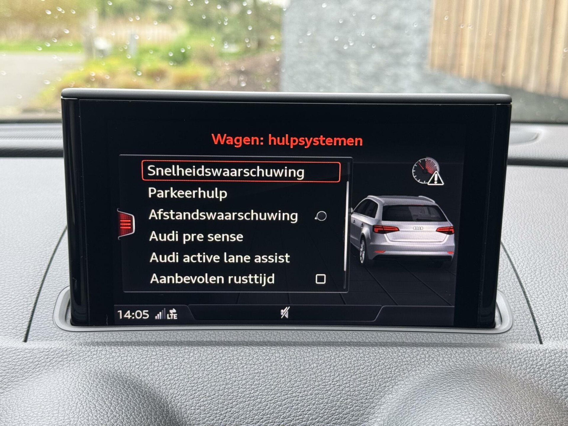 Audi A3 Sportback 1.5 TFSI CoD Sport S Line Edition Automaat | Apple CarPlay | Adaptieve cruise control | Lane assist | Bang&Olufsen audio | 18 inch lichtmetalen velgen | Getint glas | Parkeersensoren voor en achter 44359946-18.jpg | Timcars.nl