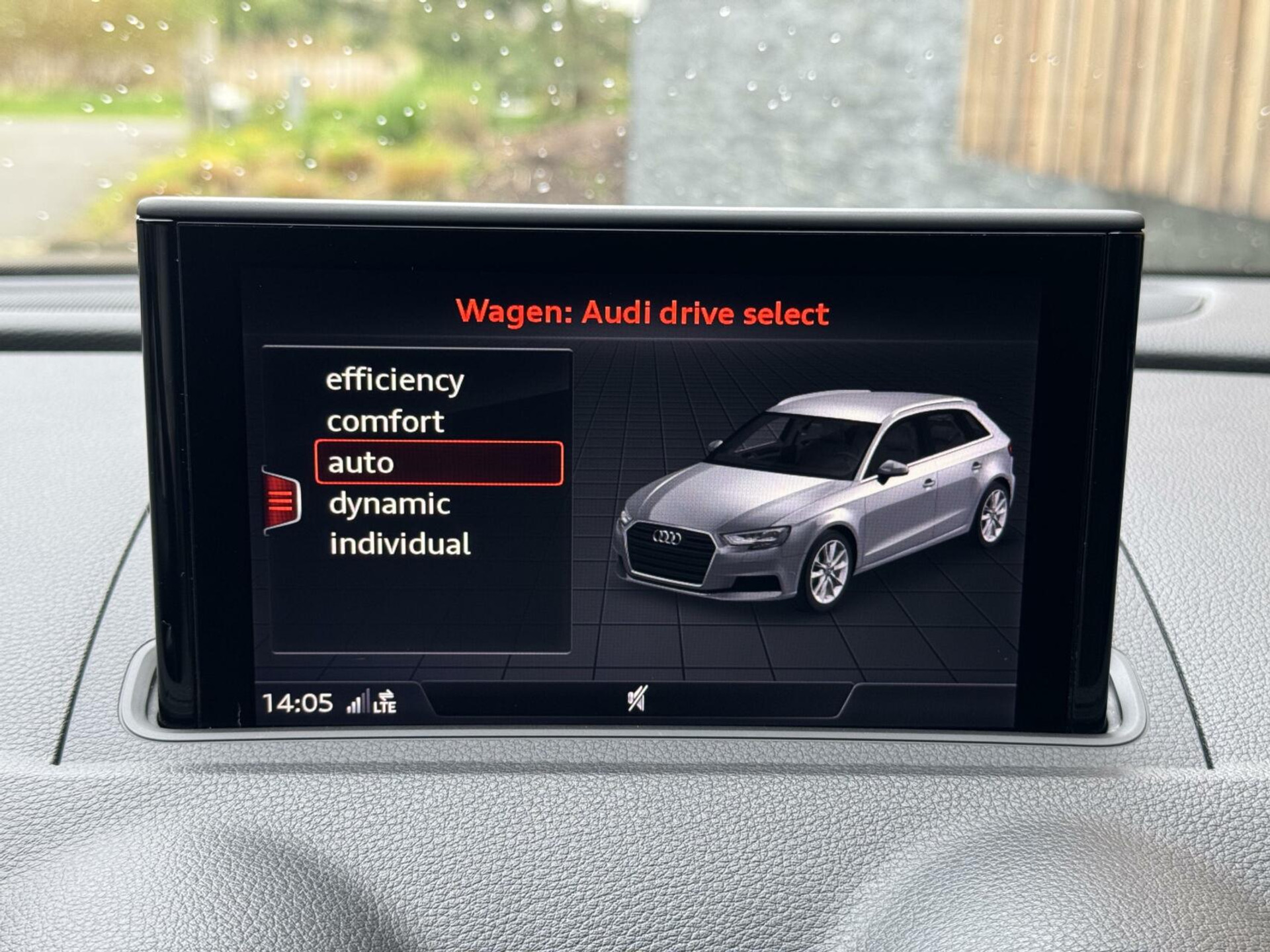 Audi A3 Sportback 1.5 TFSI CoD Sport S Line Edition Automaat | Apple CarPlay | Adaptieve cruise control | Lane assist | Bang&Olufsen audio | 18 inch lichtmetalen velgen | Getint glas | Parkeersensoren voor en achter 44359946-19.jpg | Timcars.nl