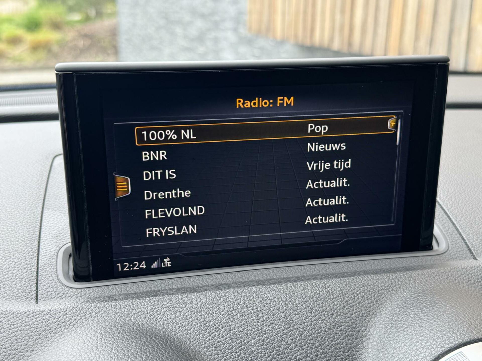 Audi A3 Sportback 1.4 e-tron Lease Edition Automaat | LED koplampen | Trekhaak uitklapbaar | Dynamische knipperlichten | Climate control | Cruise control adaptief | Lane assist | Parkeersensoren voor en achter 44400727-14.jpg | Timcars.nl