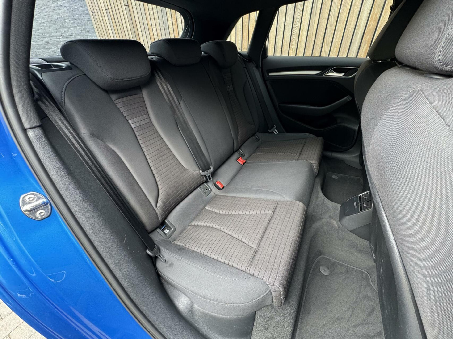 Audi A3 Sportback 1.4 e-tron Lease Edition Automaat | LED koplampen | Trekhaak uitklapbaar | Dynamische knipperlichten | Climate control | Cruise control adaptief | Lane assist | Parkeersensoren voor en achter 44400727-39.jpg | Timcars.nl