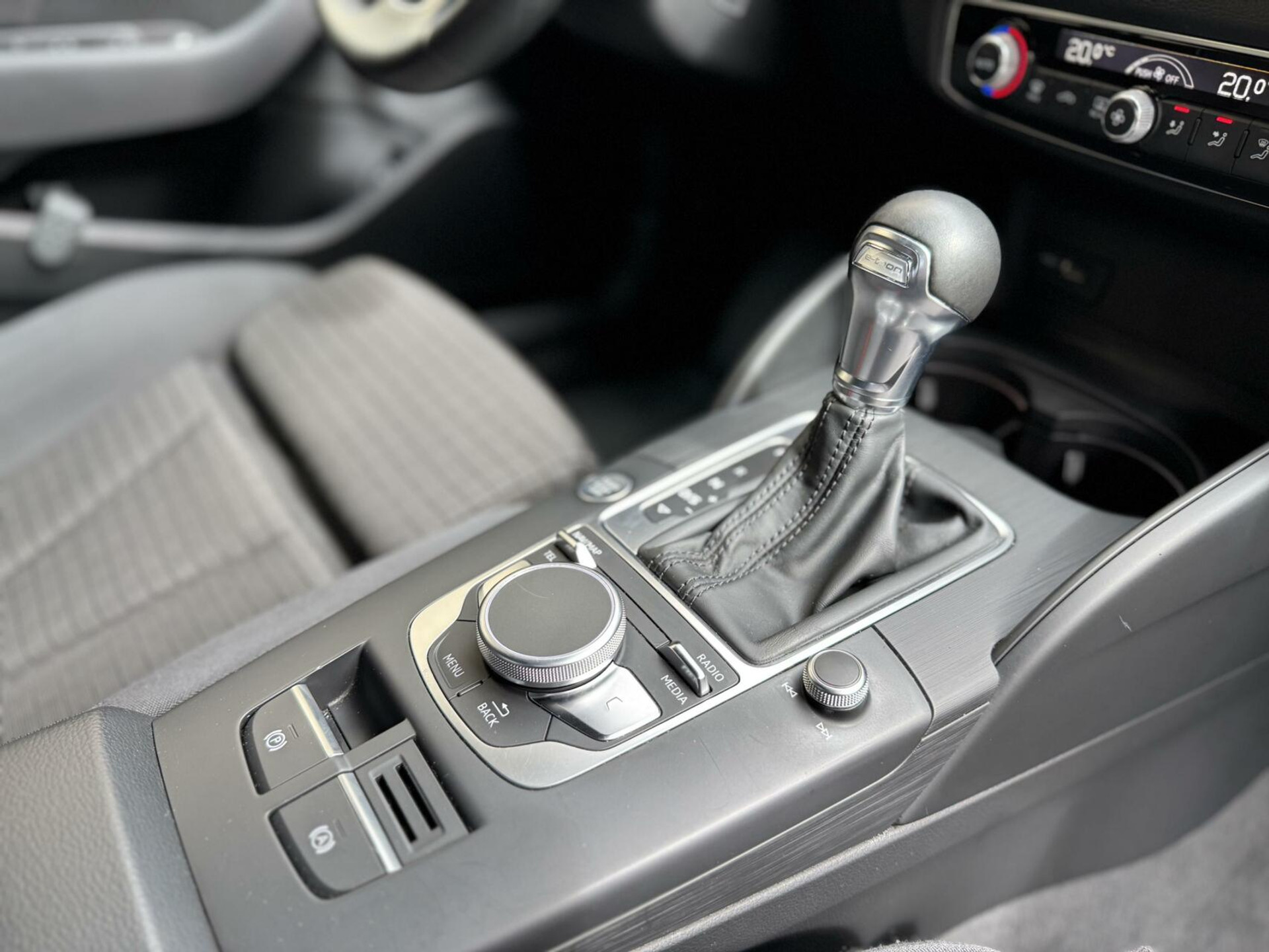 Audi A3 Sportback 1.4 e-tron Lease Edition Automaat | LED koplampen | Trekhaak uitklapbaar | Dynamische knipperlichten | Climate control | Cruise control adaptief | Lane assist | Parkeersensoren voor en achter 44400727-50.jpg | Timcars.nl