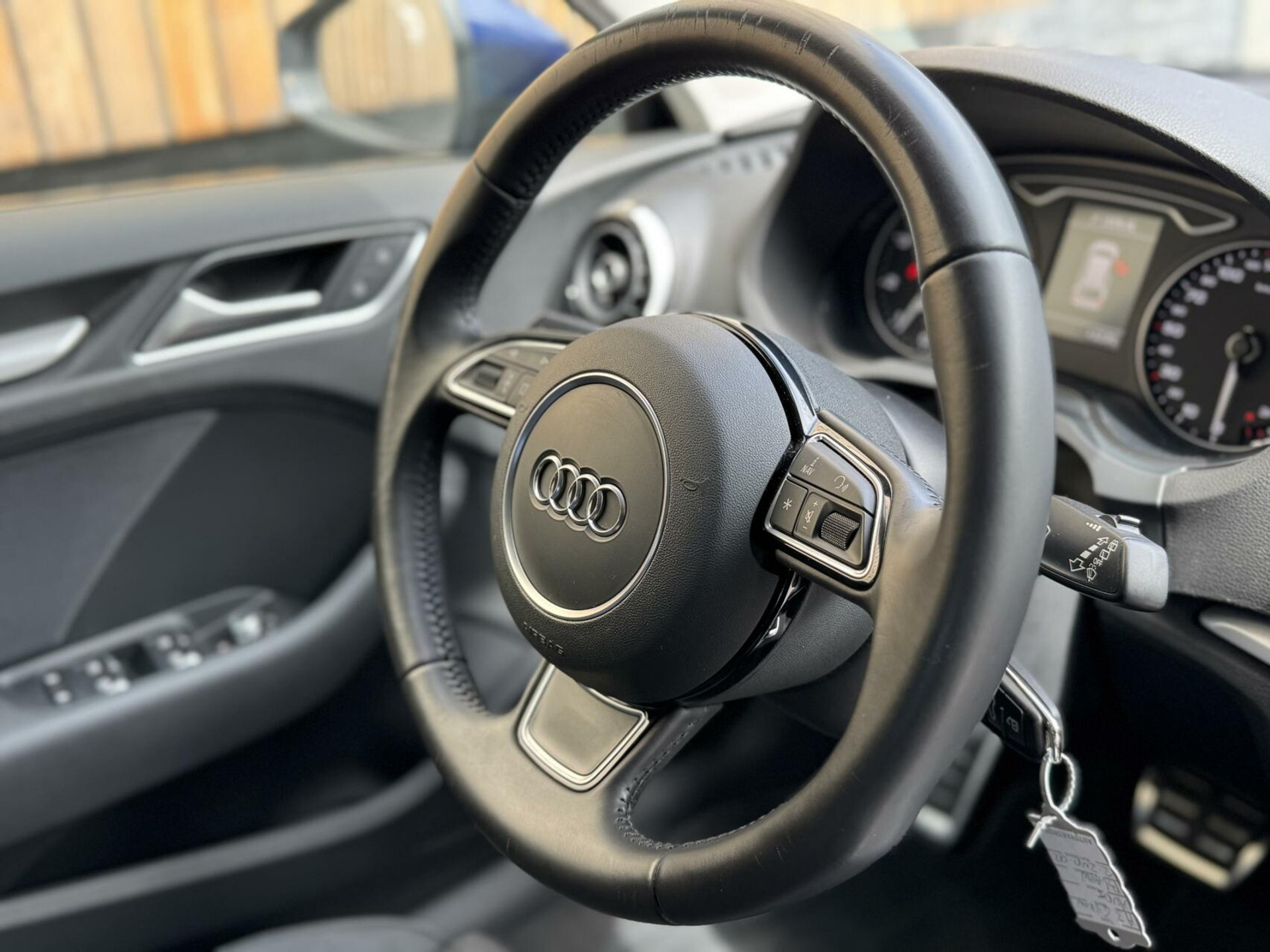 Audi A3 Sportback 1.4 TFSI Ambition Pro Line g-tron Automaat | Stoelverwarming | MMI+ navigatiesysteem | Dakrails | Climate control | Sportstoelen | Bi-Xenon koplampen | Parkeersensoren achter 44400728-38.jpg | Timcars.nl