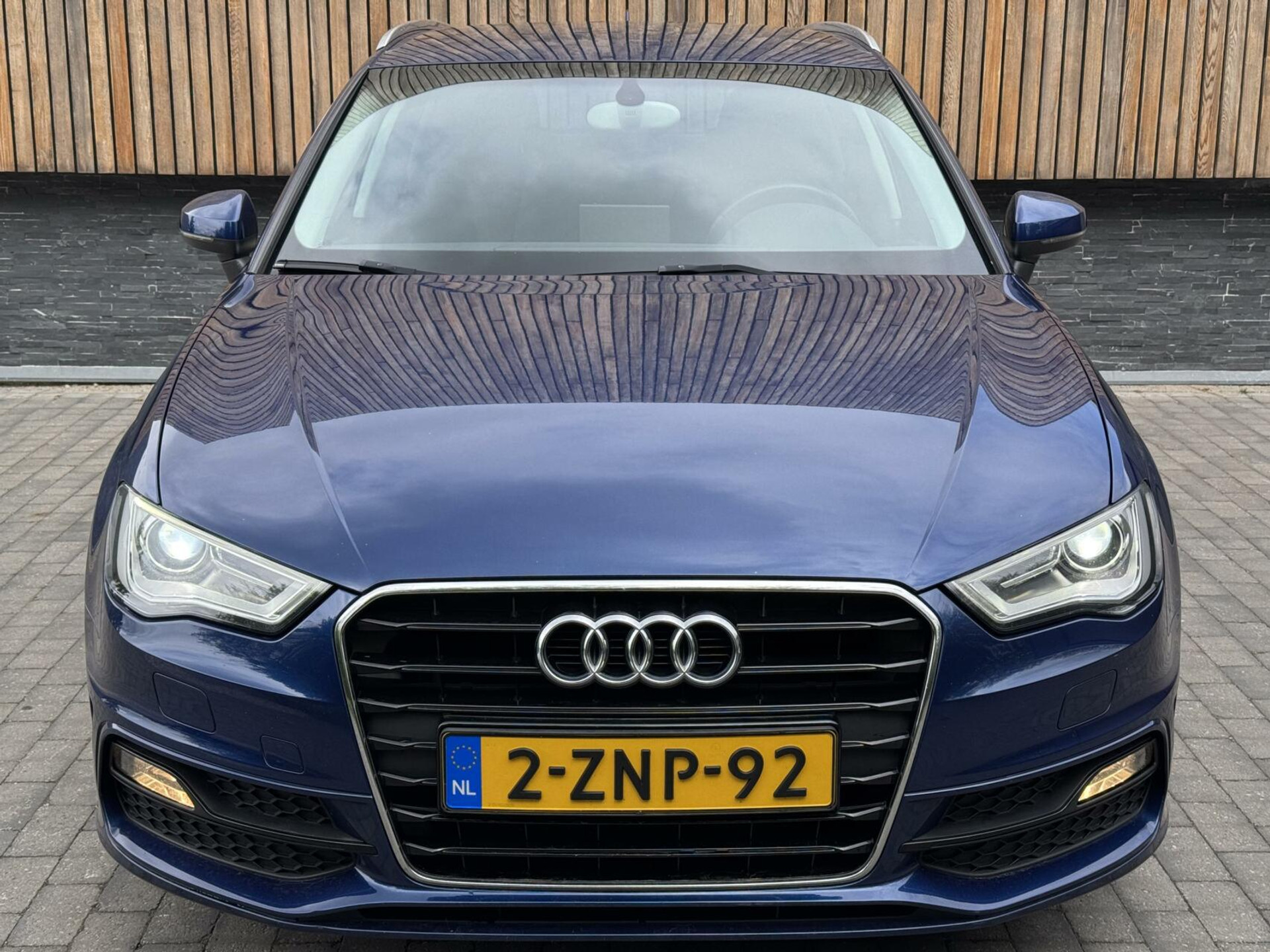 Audi A3 Sportback 1.4 TFSI Ambition Pro Line g-tron Automaat | Stoelverwarming | MMI+ navigatiesysteem | Dakrails | Climate control | Sportstoelen | Bi-Xenon koplampen | Parkeersensoren achter 44400728-44.jpg | Timcars.nl