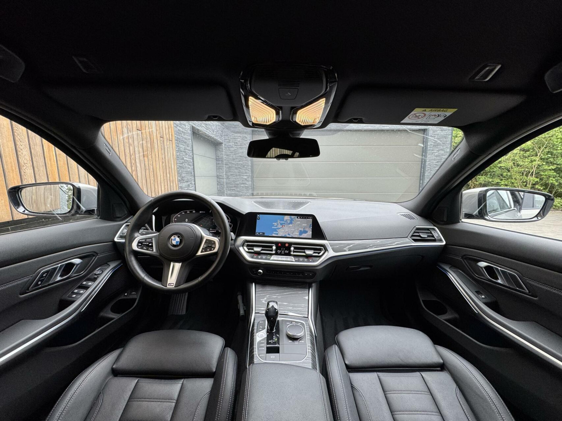 BMW 3 Serie Touring 330e Automaat | Leer | Adaptieve cruise control | DAB radio | Getint glas | LED verlichting | Stoelverwarming | Audio installatie | Apple CarPlay | Parkeersensoren voor en achter 44761105-2.jpg | Timcars.nl