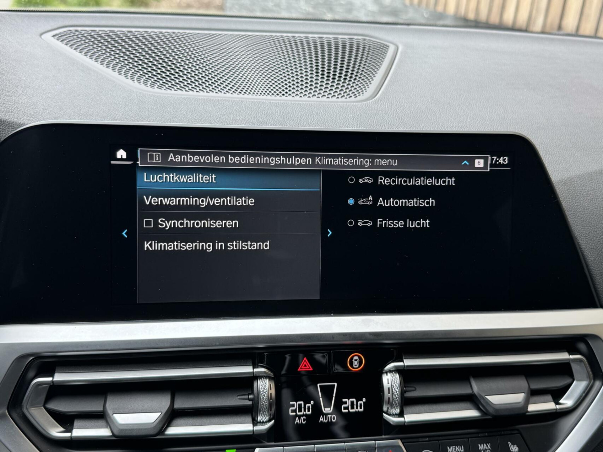 BMW 3 Serie Touring 330e Automaat | Leer | Adaptieve cruise control | DAB radio | Getint glas | LED verlichting | Stoelverwarming | Audio installatie | Apple CarPlay | Parkeersensoren voor en achter 44761105-34.jpg | Timcars.nl