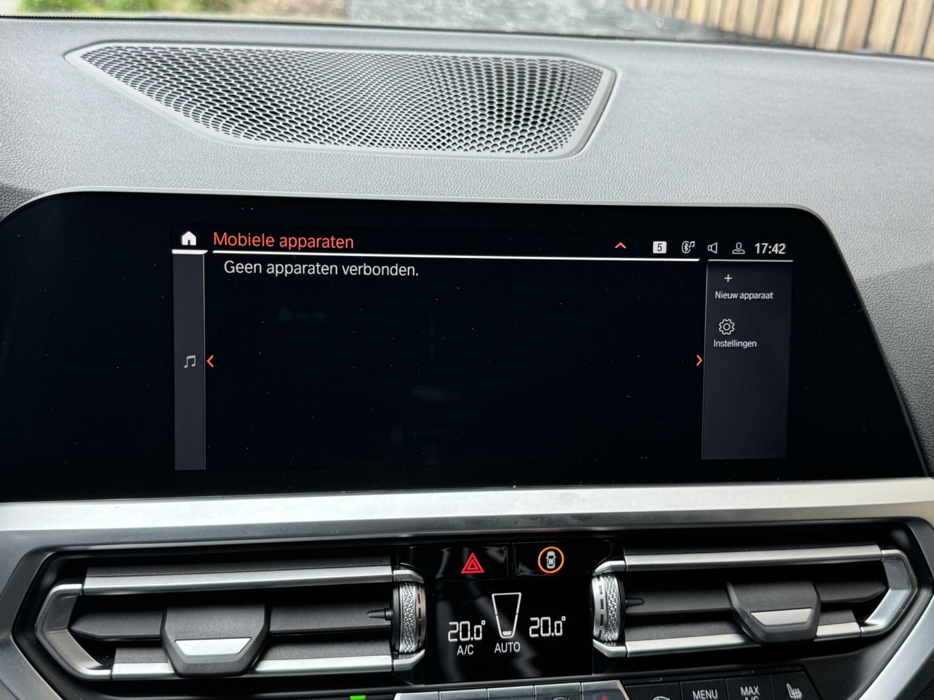 BMW 3 Serie Touring 330e Automaat | Leer | Adaptieve cruise control | DAB radio | Getint glas | LED verlichting | Stoelverwarming | Audio installatie | Apple CarPlay | Parkeersensoren voor en achter 44761105-36.jpg | Timcars.nl