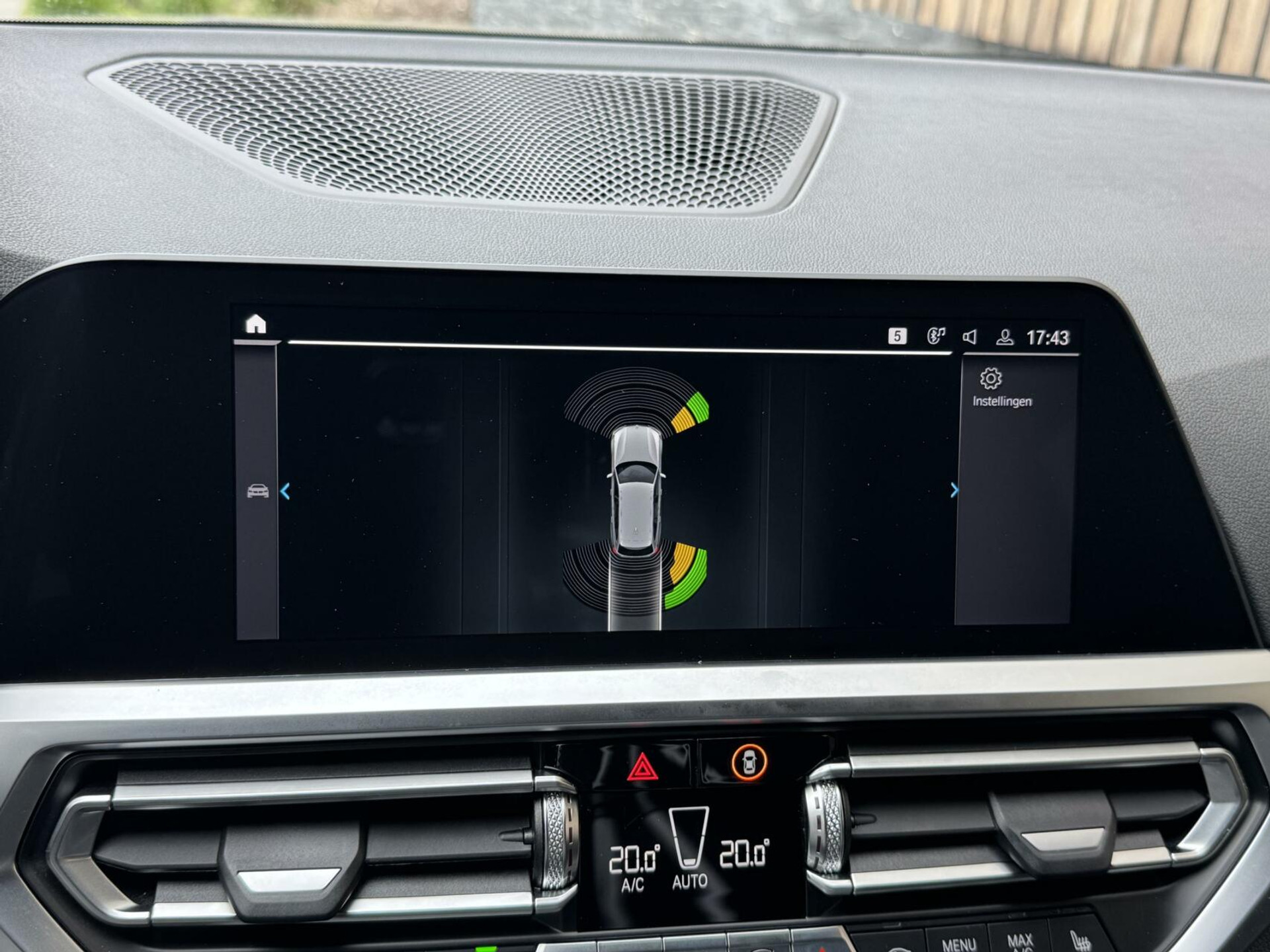 BMW 3 Serie Touring 330e Automaat | Leer | Adaptieve cruise control | DAB radio | Getint glas | LED verlichting | Stoelverwarming | Audio installatie | Apple CarPlay | Parkeersensoren voor en achter 44761105-37.jpg | Timcars.nl