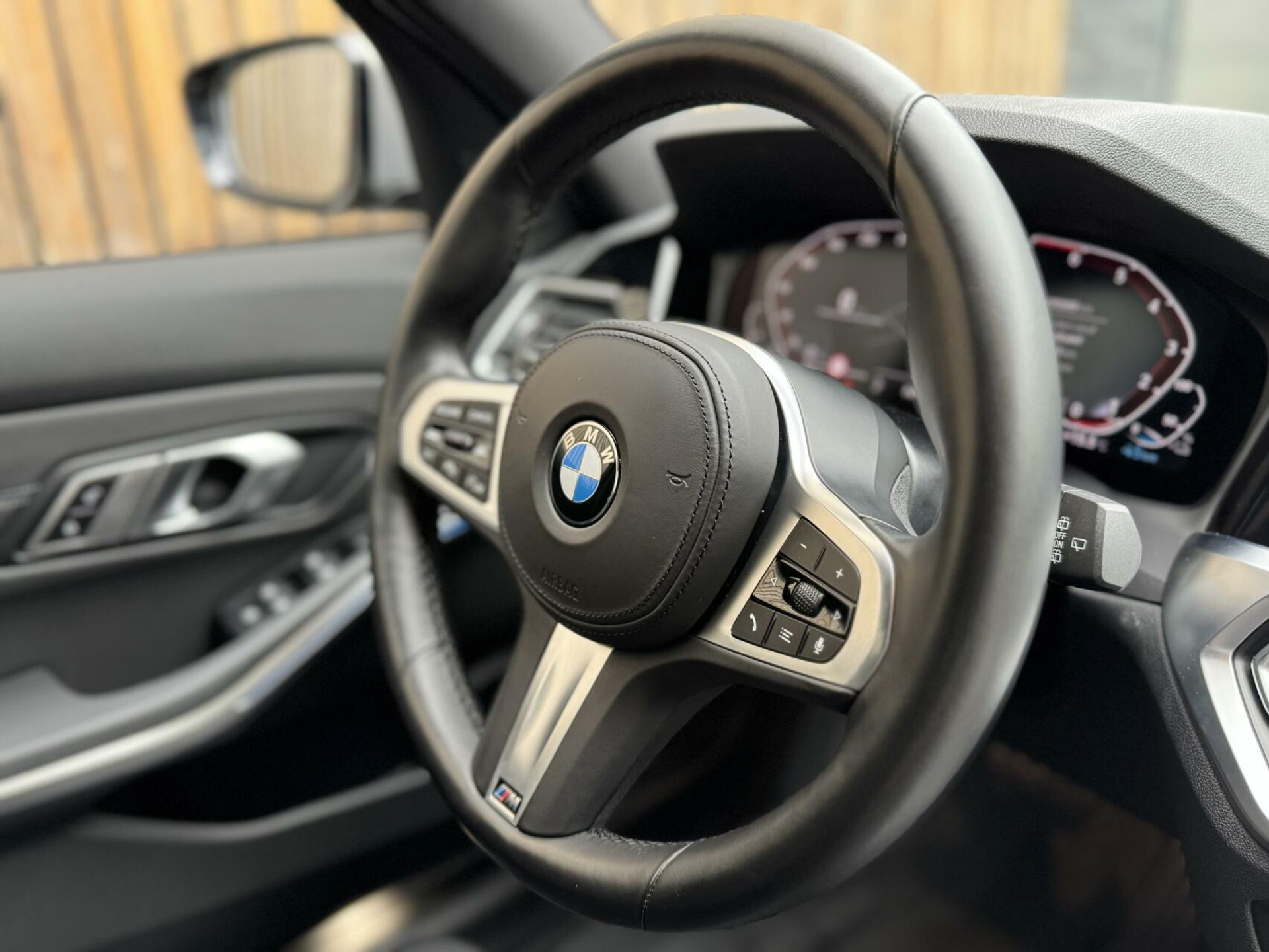 BMW 3 Serie Touring 330e Automaat | Leer | Adaptieve cruise control | DAB radio | Getint glas | LED verlichting | Stoelverwarming | Audio installatie | Apple CarPlay | Parkeersensoren voor en achter 44761105-60.jpg | Timcars.nl