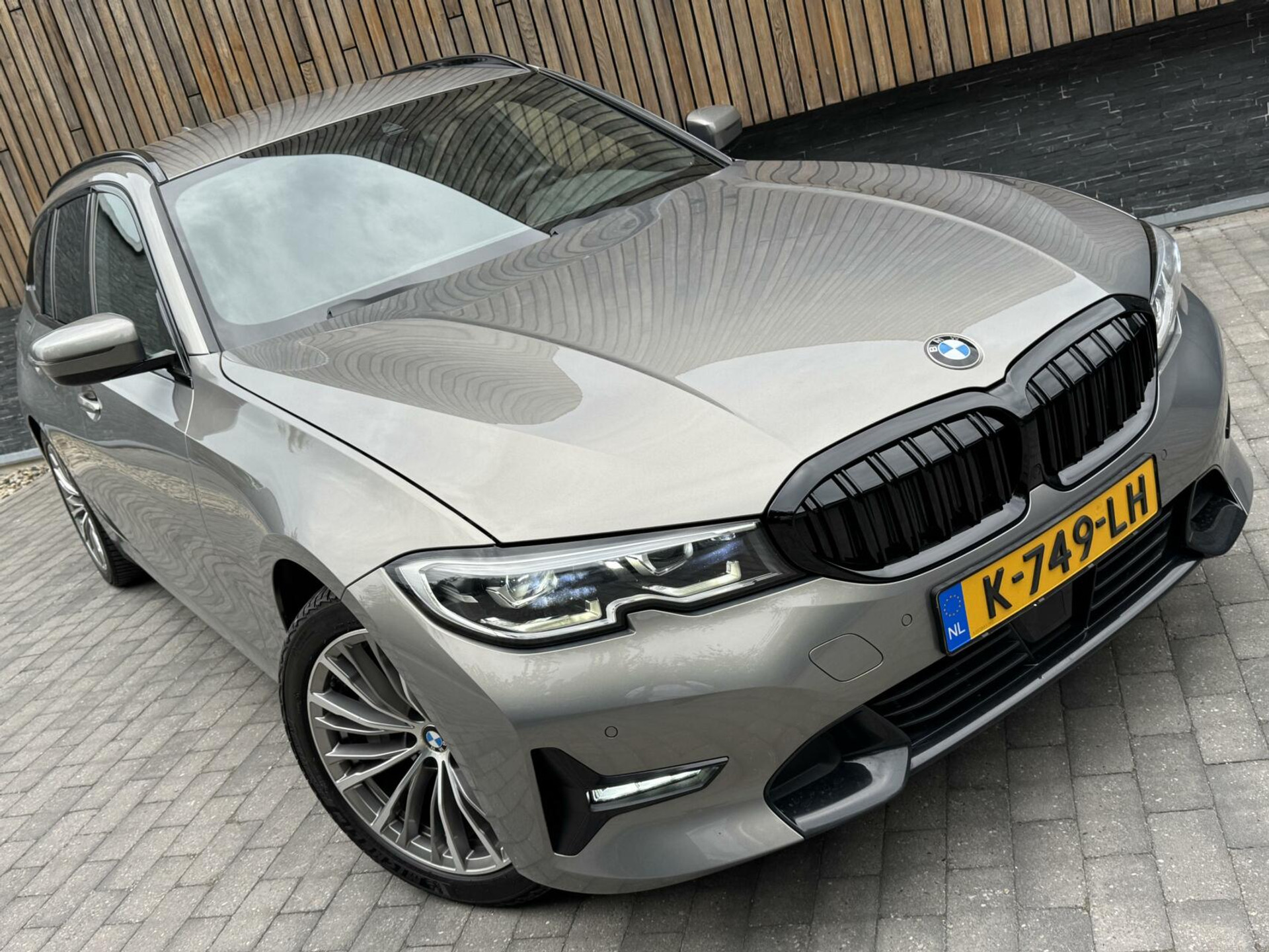 BMW 3 Serie Touring 330e Automaat | Leer | Adaptieve cruise control | DAB radio | Getint glas | LED verlichting | Stoelverwarming | Audio installatie | Apple CarPlay | Parkeersensoren voor en achter 44761105-61.jpg | Timcars.nl