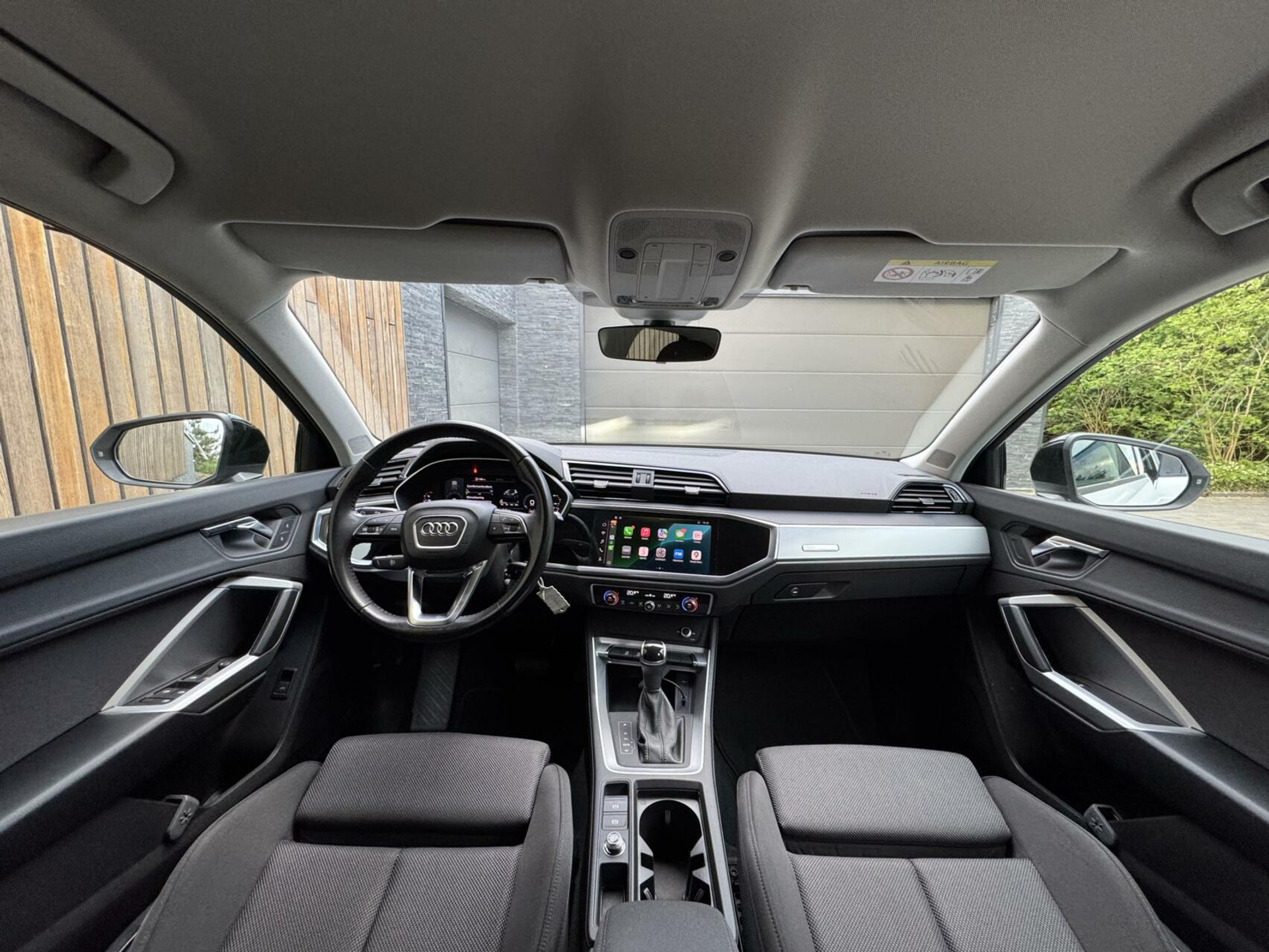 Audi Q3 35 TFSI Pro Line Automaat 150pk | Climate control | Cruise control | Apple CarPlay | Trekhaak uitklapbaar | Sportstoelen | LED verlichting | Zwart optiek pakket | Parkeersensoren achter 44761223-2.jpg | Timcars.nl