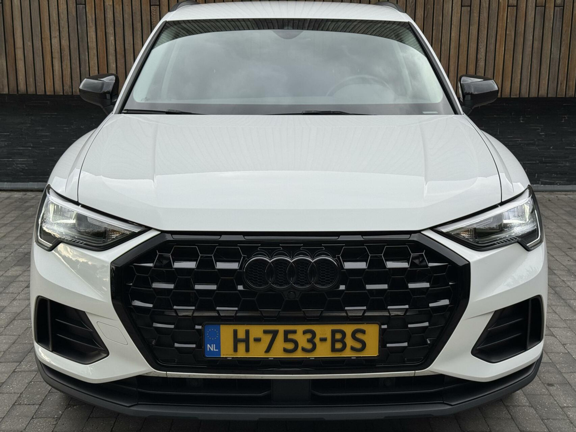 Audi Q3 35 TFSI Pro Line Automaat 150pk | Climate control | Cruise control | Apple CarPlay | Trekhaak uitklapbaar | Sportstoelen | LED verlichting | Zwart optiek pakket | Parkeersensoren achter 44761223-55.jpg | Timcars.nl