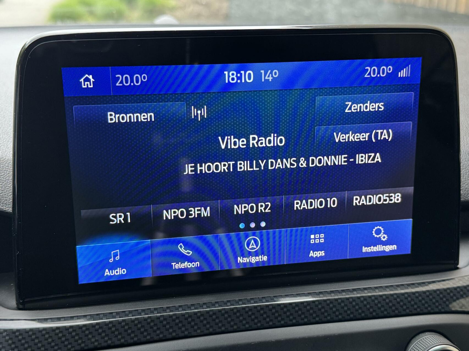 Ford Focus Wagon 1.0 EcoBoost Hybrid ST Line | Navigatiesysteem | Stoelverwarming | Stuurverwarming | LED verlichting | Apple CarPlay | Achteruitrijcamera | Inparkeerhulp | Parkeersensoren voor en achter 44761242-13.jpg | Timcars.nl