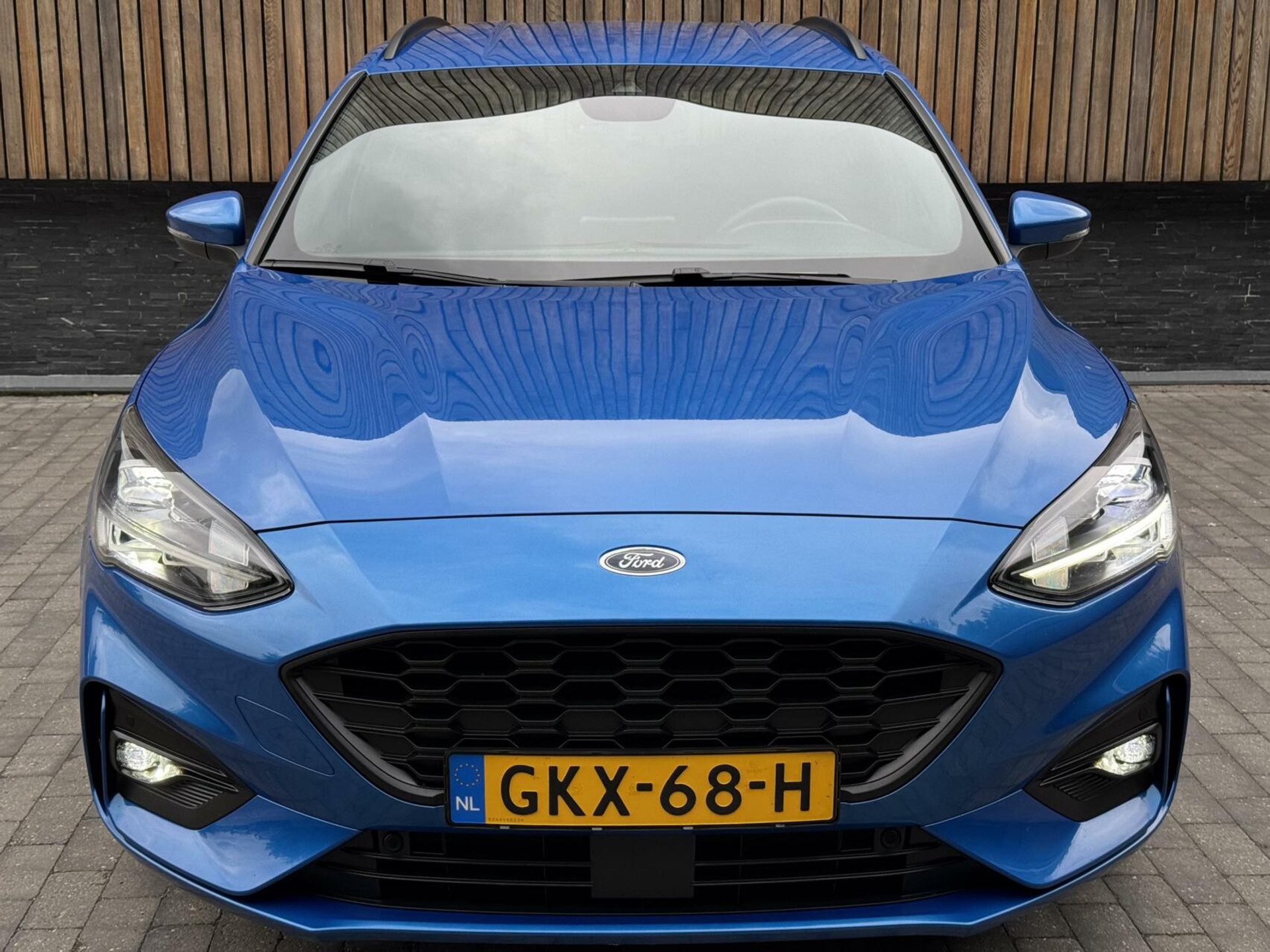 Ford Focus Wagon 1.0 EcoBoost Hybrid ST Line | Navigatiesysteem | Stoelverwarming | Stuurverwarming | LED verlichting | Apple CarPlay | Achteruitrijcamera | Inparkeerhulp | Parkeersensoren voor en achter 44761242-49.jpg | Timcars.nl