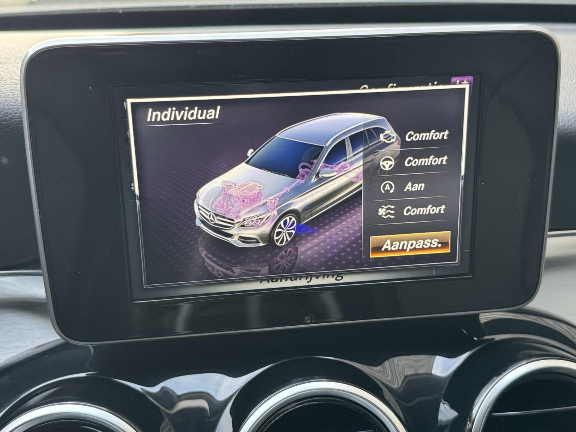 Mercedes-Benz C-Klasse Estate 180 Business Automaat Navigatiesysteem | Trekhaak | LED verlichting | Climate control | Cruise control | Getint glas | 17 inch lichtmetalen velgen | Achteruitrijcamera | Parkeersensoren voor achter 45666873-20.jpg | Timcars.nl