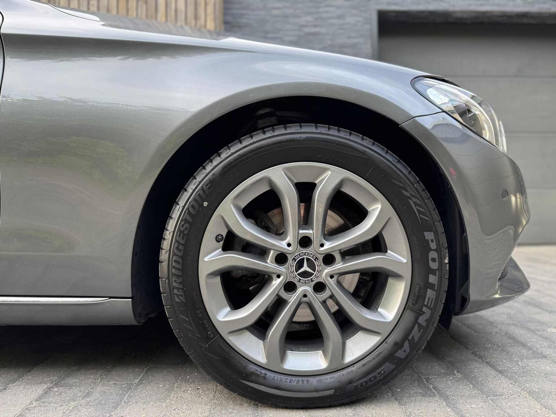 Mercedes-Benz C-Klasse Estate 180 Business Automaat Navigatiesysteem | Trekhaak | LED verlichting | Climate control | Cruise control | Getint glas | 17 inch lichtmetalen velgen | Achteruitrijcamera | Parkeersensoren voor achter 45666873-33.jpg | Timcars.nl