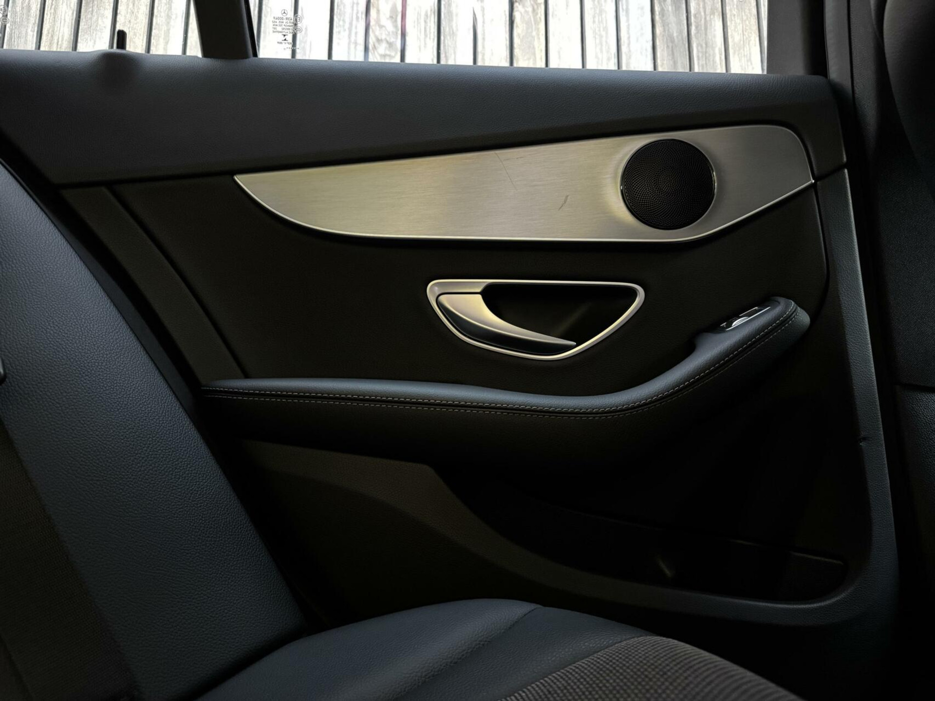 Mercedes-Benz C-Klasse Estate 180 Business Automaat Navigatiesysteem | Trekhaak | LED verlichting | Climate control | Cruise control | Getint glas | 17 inch lichtmetalen velgen | Achteruitrijcamera | Parkeersensoren voor achter 45666873-38.jpg | Timcars.nl