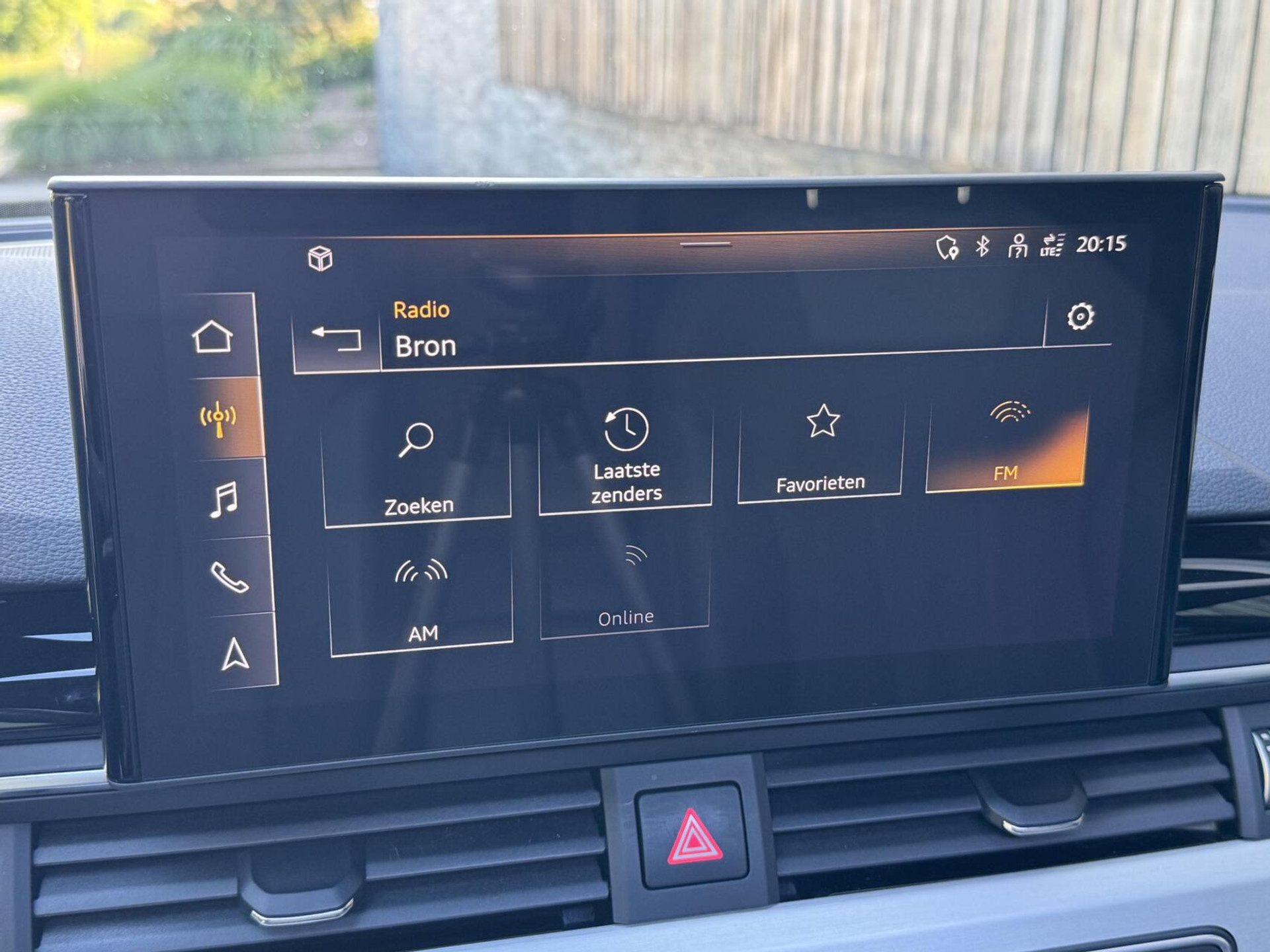 Audi A4 Avant 35 TFSI S-line Automaat | Panoramadak | Leer/alcantara bekleding | Elektrisch verstelbare bestuurdersstoel | LED verlichting | Bang&Olufsen audio | Apple CarPlay | Parkeersensoren voor en achter 45947186-19.jpg | Timcars.nl