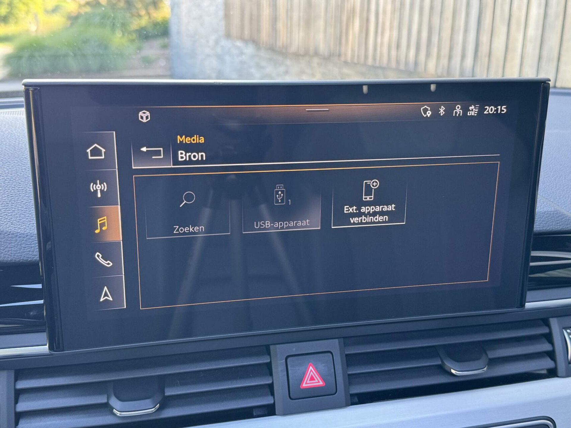 Audi A4 Avant 35 TFSI S-line Automaat | Panoramadak | Leer/alcantara bekleding | Elektrisch verstelbare bestuurdersstoel | LED verlichting | Bang&Olufsen audio | Apple CarPlay | Parkeersensoren voor en achter 45947186-21.jpg | Timcars.nl