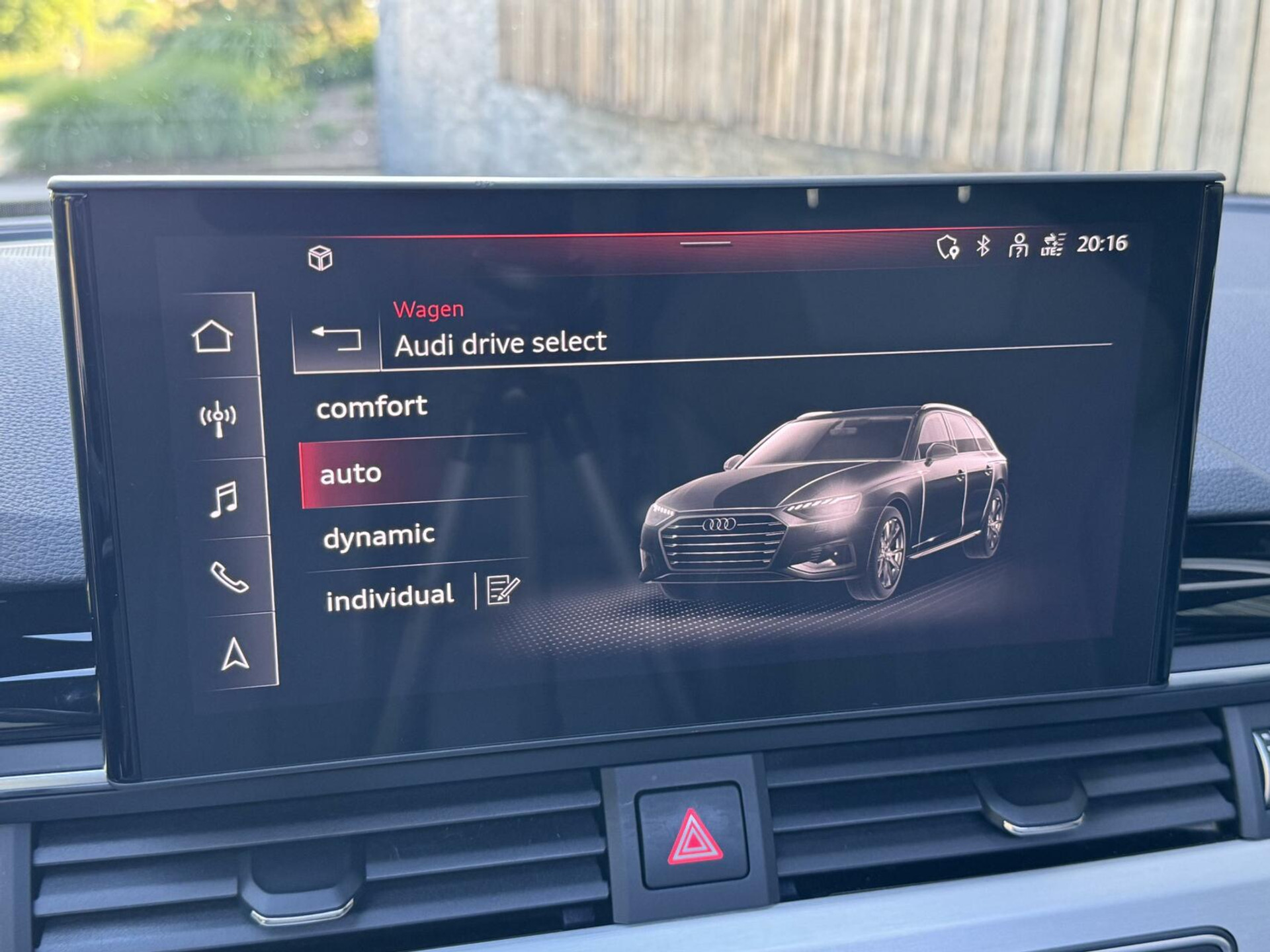 Audi A4 Avant 35 TFSI S-line Automaat | Panoramadak | Leer/alcantara bekleding | Elektrisch verstelbare bestuurdersstoel | LED verlichting | Bang&Olufsen audio | Apple CarPlay | Parkeersensoren voor en achter 45947186-26.jpg | Timcars.nl