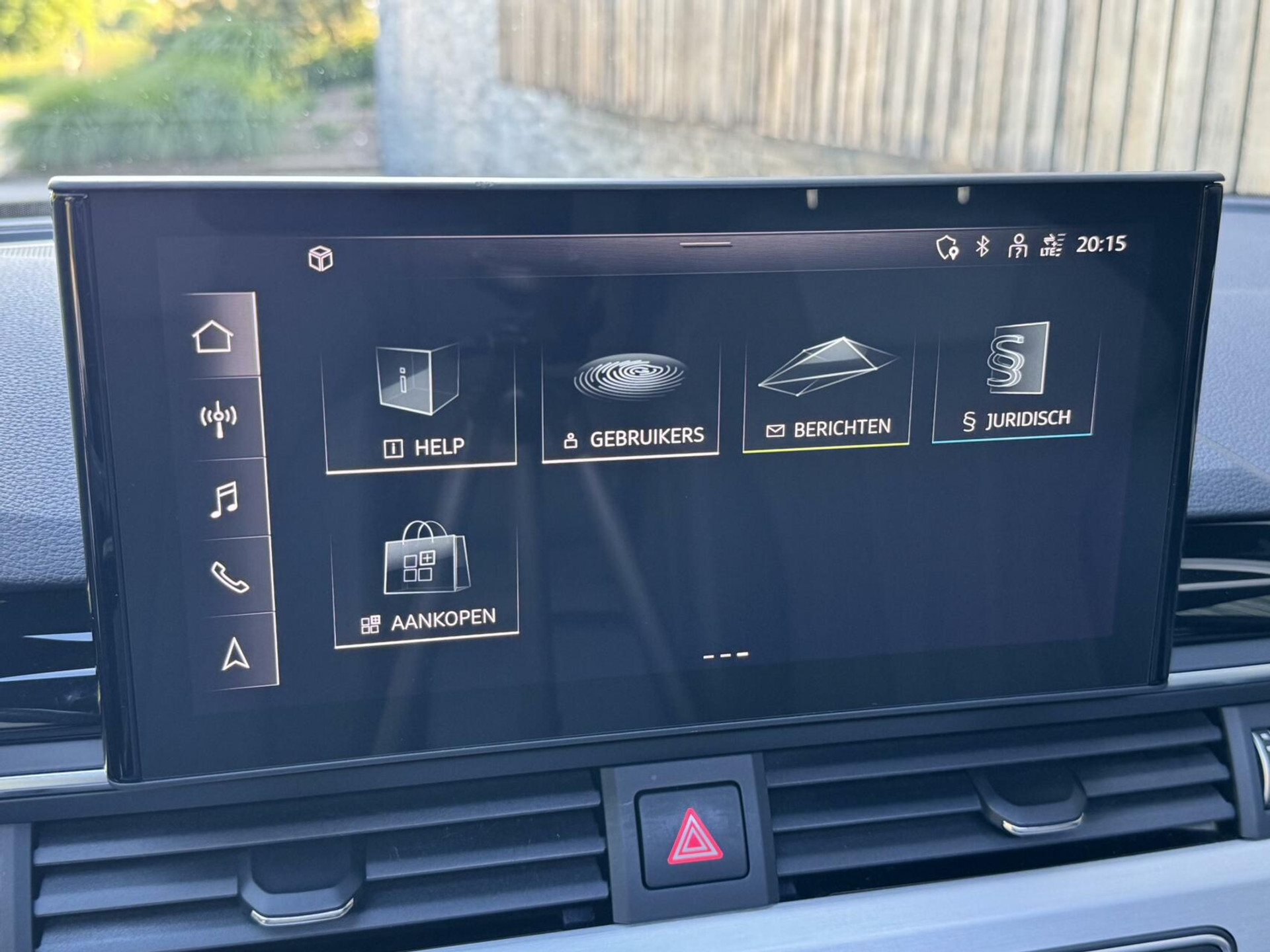 Audi A4 Avant 35 TFSI S-line Automaat | Panoramadak | Leer/alcantara bekleding | Elektrisch verstelbare bestuurdersstoel | LED verlichting | Bang&Olufsen audio | Apple CarPlay | Parkeersensoren voor en achter 45947186-32.jpg | Timcars.nl
