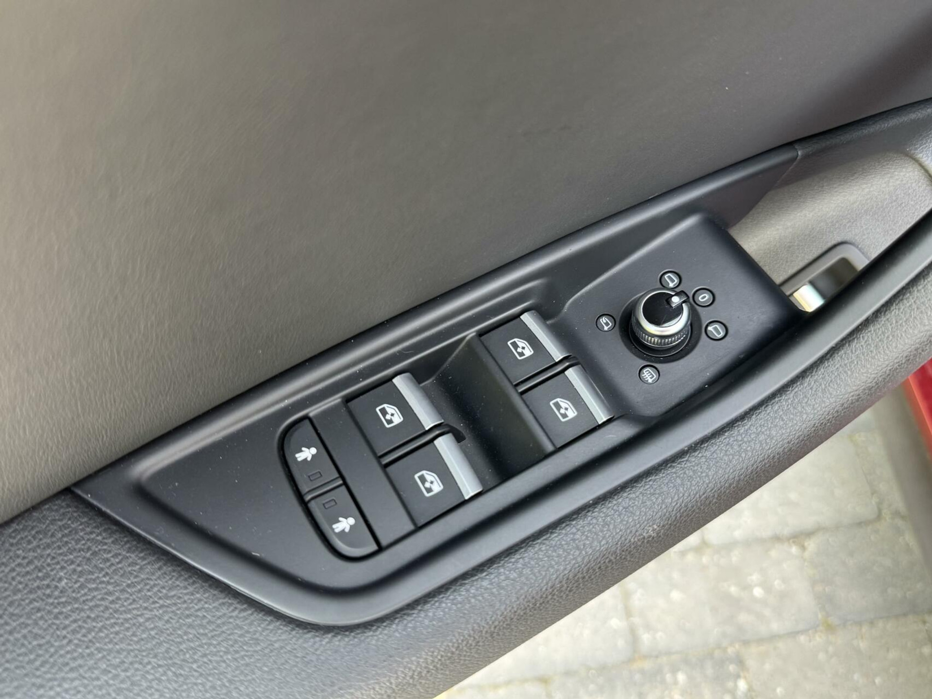 Audi A5 Sportback 1.4 TFSI S-line Automaat | Navigatiesysteem | Climate control | Cruise control | LED verlichting | Sportonderstel | Buitenspiegels elektrisch inklapbaar | 19 inch lichtmetalen velgen | Parkeersensoren voor en achter 45947259-3.jpg | Timcars.nl