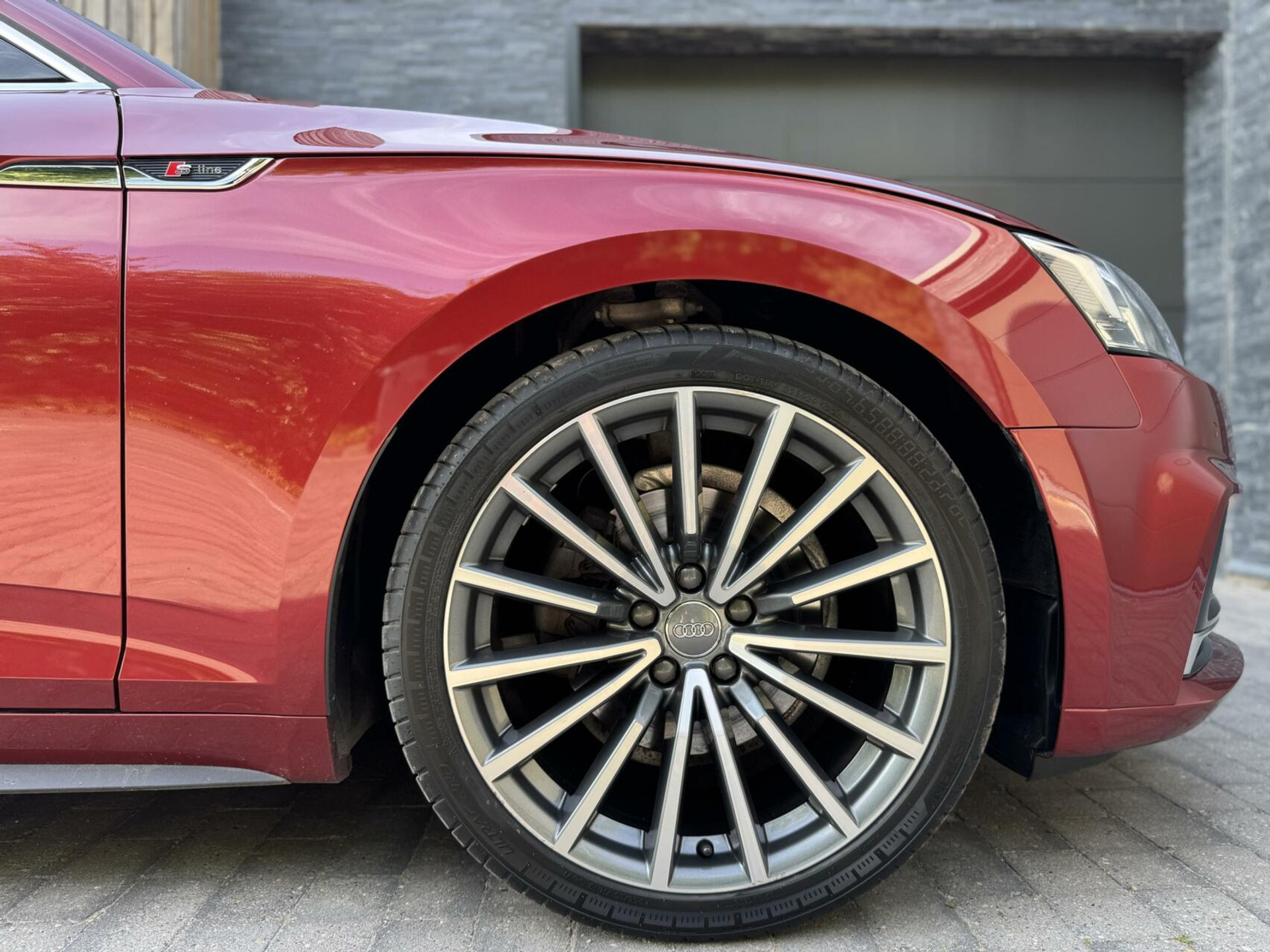 Audi A5 Sportback 1.4 TFSI S-line Automaat | Navigatiesysteem | Climate control | Cruise control | LED verlichting | Sportonderstel | Buitenspiegels elektrisch inklapbaar | 19 inch lichtmetalen velgen | Parkeersensoren voor en achter 45947259-34.jpg | Timcars.nl