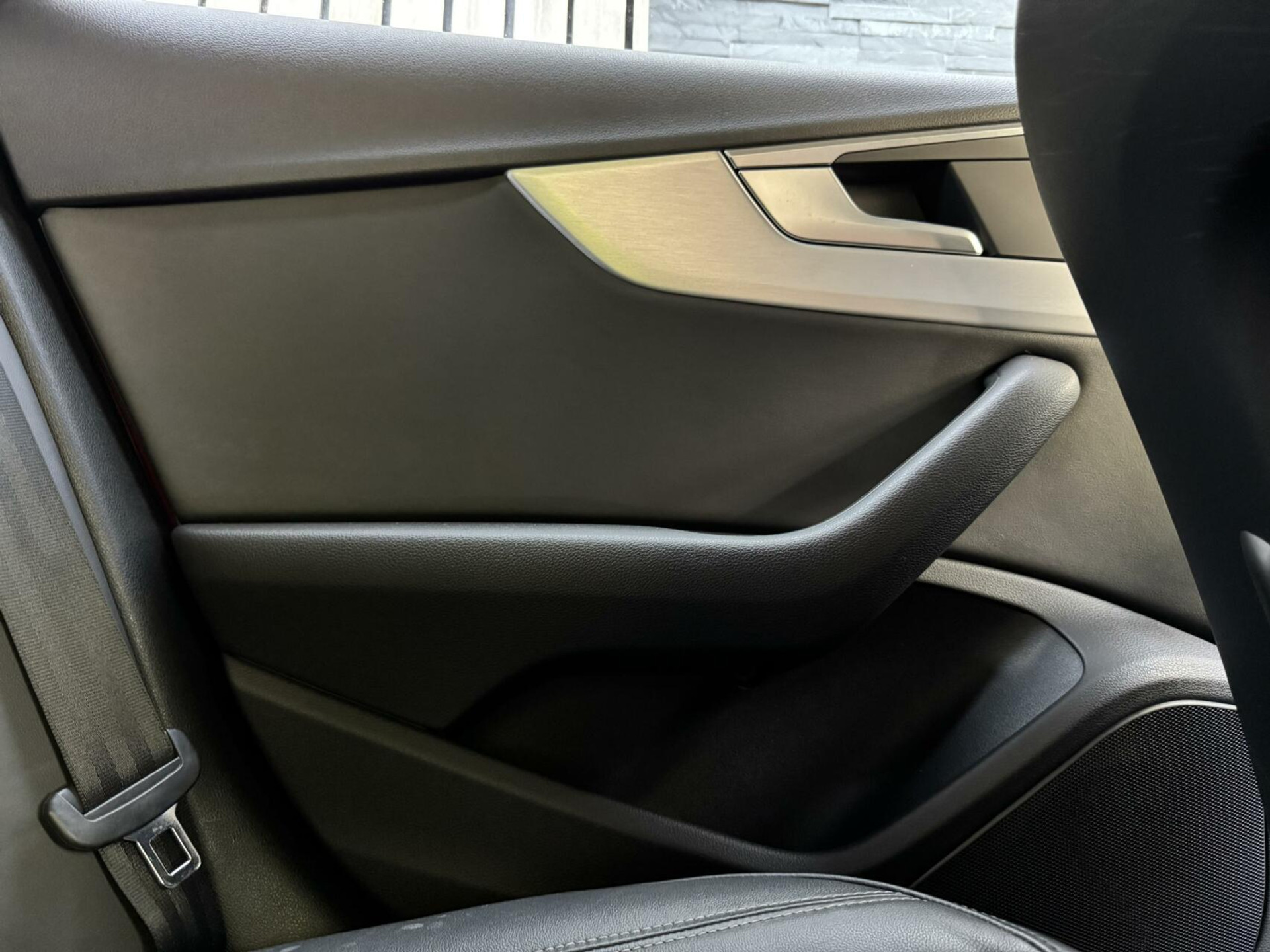 Audi A5 Sportback 1.4 TFSI S-line Automaat | Navigatiesysteem | Climate control | Cruise control | LED verlichting | Sportonderstel | Buitenspiegels elektrisch inklapbaar | 19 inch lichtmetalen velgen | Parkeersensoren voor en achter 45947259-39.jpg | Timcars.nl