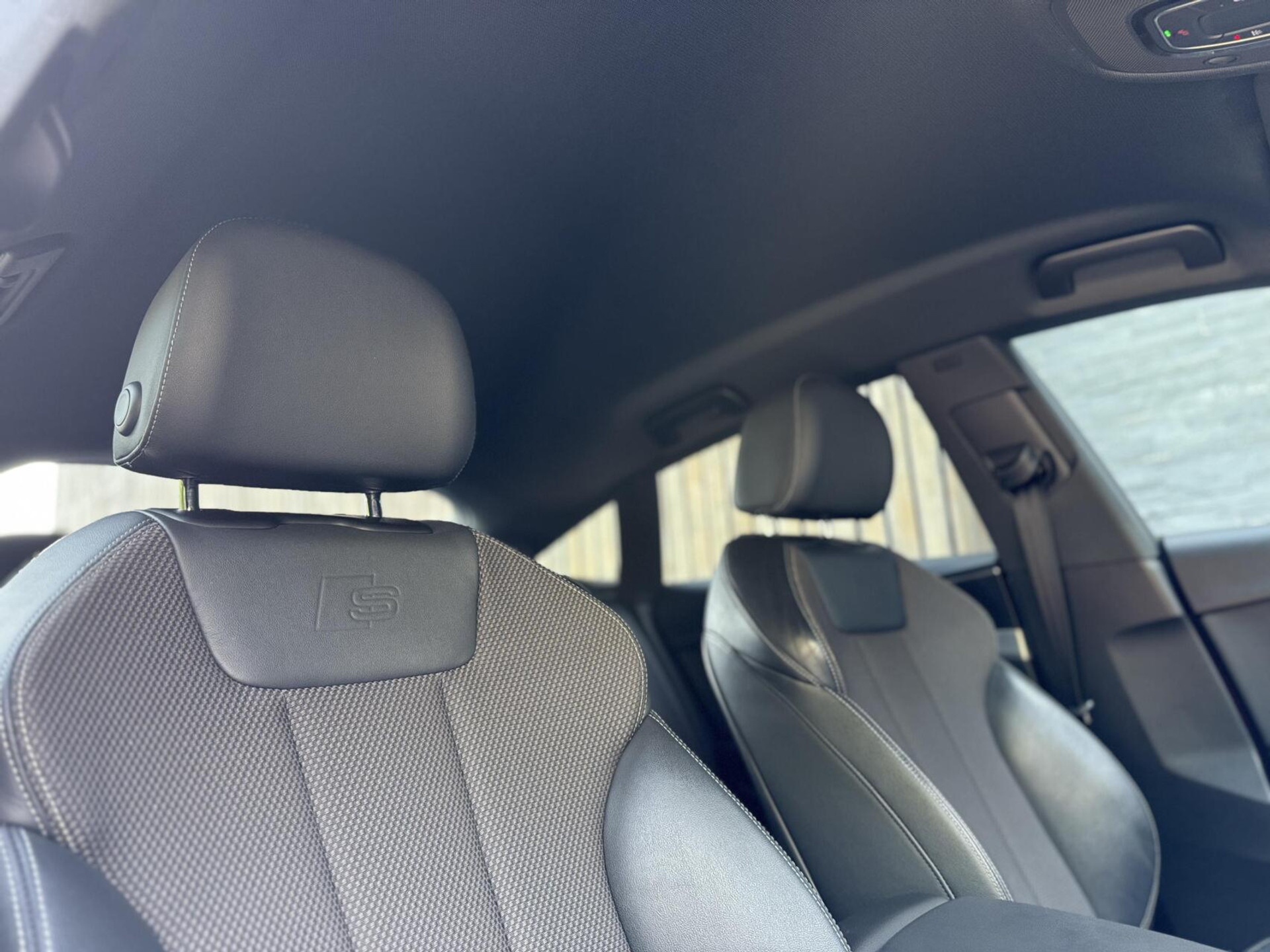 Audi A5 Sportback 1.4 TFSI S-line Automaat | Navigatiesysteem | Climate control | Cruise control | LED verlichting | Sportonderstel | Buitenspiegels elektrisch inklapbaar | 19 inch lichtmetalen velgen | Parkeersensoren voor en achter 45947259-50.jpg | Timcars.nl