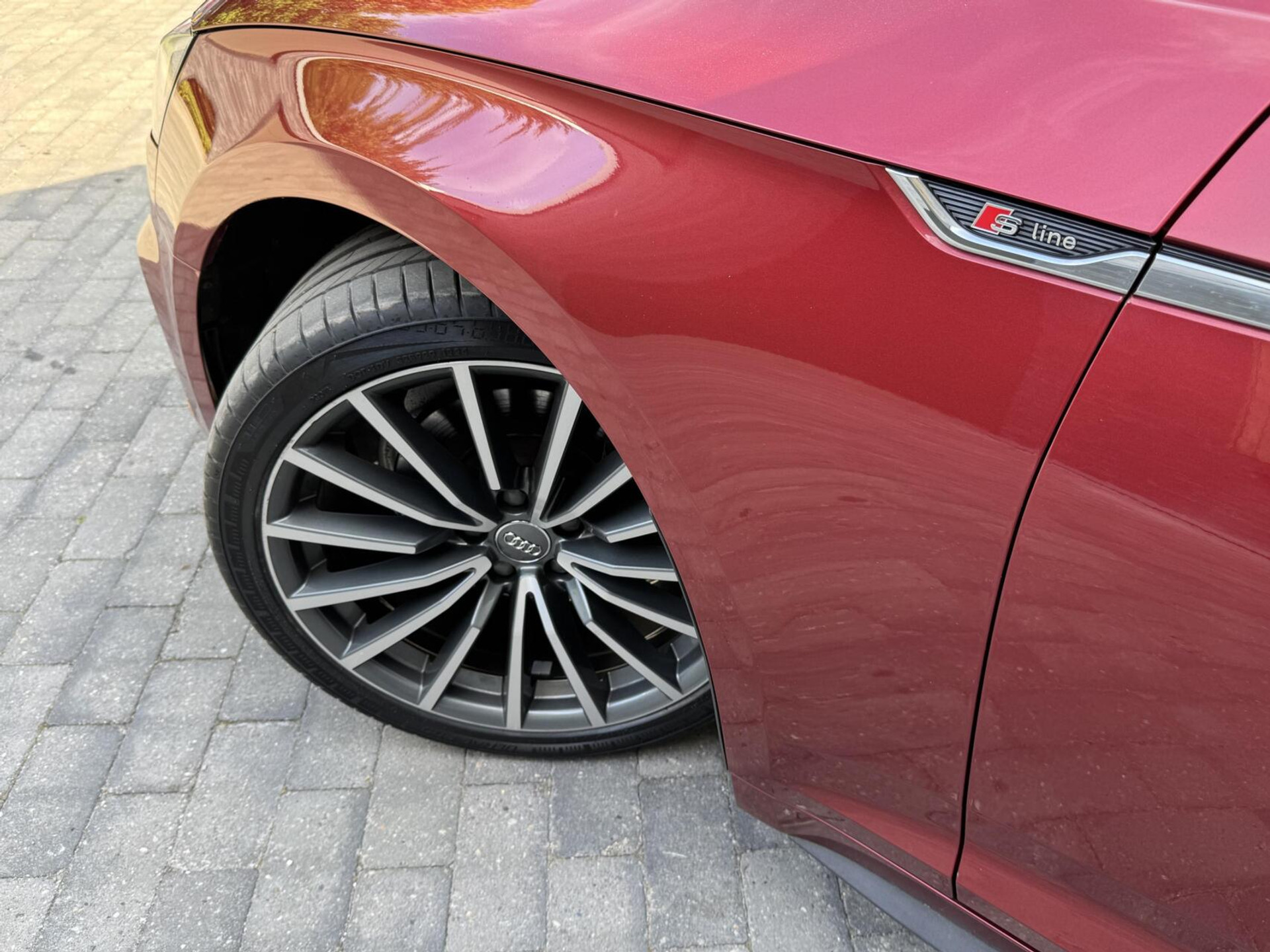 Audi A5 Sportback 1.4 TFSI S-line Automaat | Navigatiesysteem | Climate control | Cruise control | LED verlichting | Sportonderstel | Buitenspiegels elektrisch inklapbaar | 19 inch lichtmetalen velgen | Parkeersensoren voor en achter 45947259-55.jpg | Timcars.nl