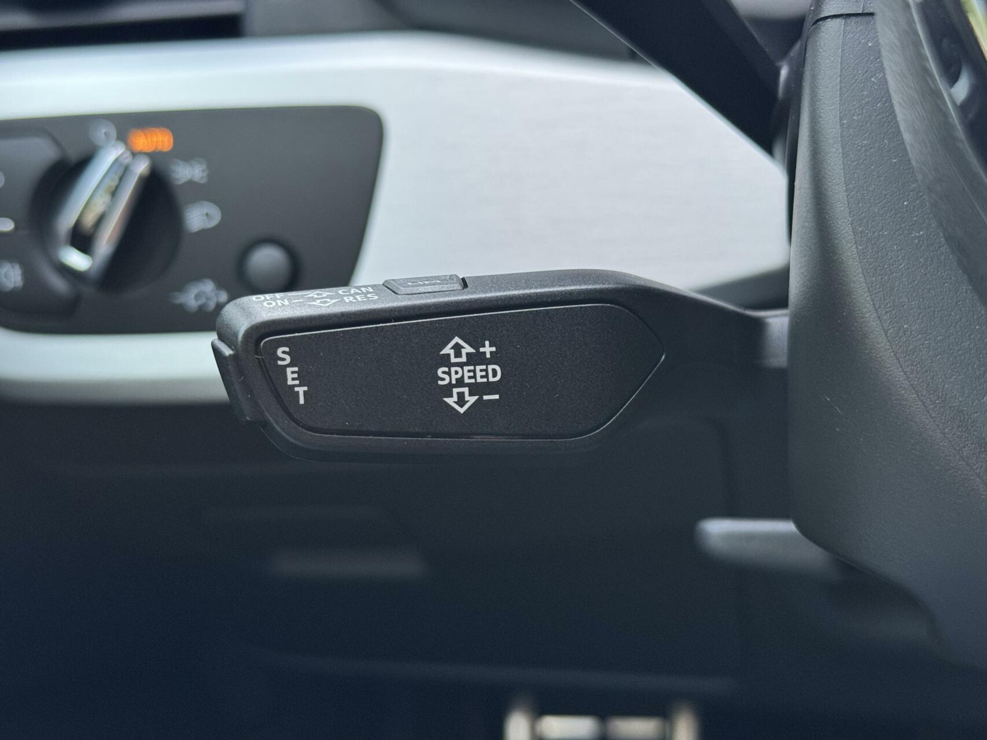 Audi A5 Sportback 1.4 TFSI S-line Automaat | Navigatiesysteem | Climate control | Cruise control | LED verlichting | Sportonderstel | Buitenspiegels elektrisch inklapbaar | 19 inch lichtmetalen velgen | Parkeersensoren voor en achter 45947259-9.jpg | Timcars.nl