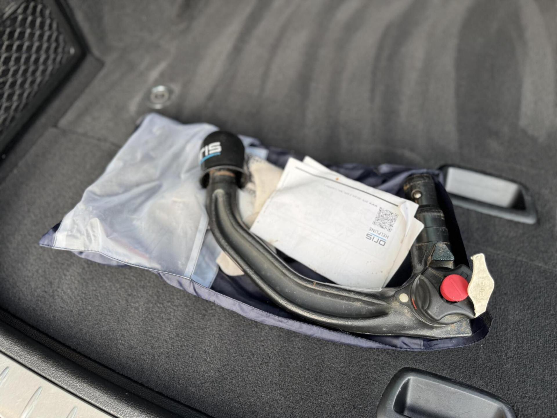 BMW 3 Serie Touring 325d M-pakket M-sport Automaat | Panoramadak | Stoelverwarming | Leer | Sportstoelen | Xenon verlichting | Cruise control | Harman Kardon audio | Parkeersensoren voor en achter | Achteruitrijcamera 46544567-51.jpg | Timcars.nl