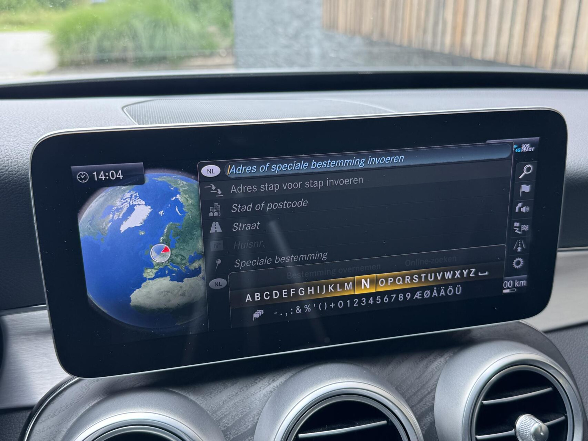 Mercedes-Benz C-Klasse Estate 180 AMG Automaat | Night Pakket | Trekhaak afneembaar | Stoelverwarming | Achteruitrijcamera | LED verlichting | Apple CarPlay | Metallic Lak | Virtual cockpit | Parkeersensoren voor en achter 46633385-15.jpg | Timcars.nl