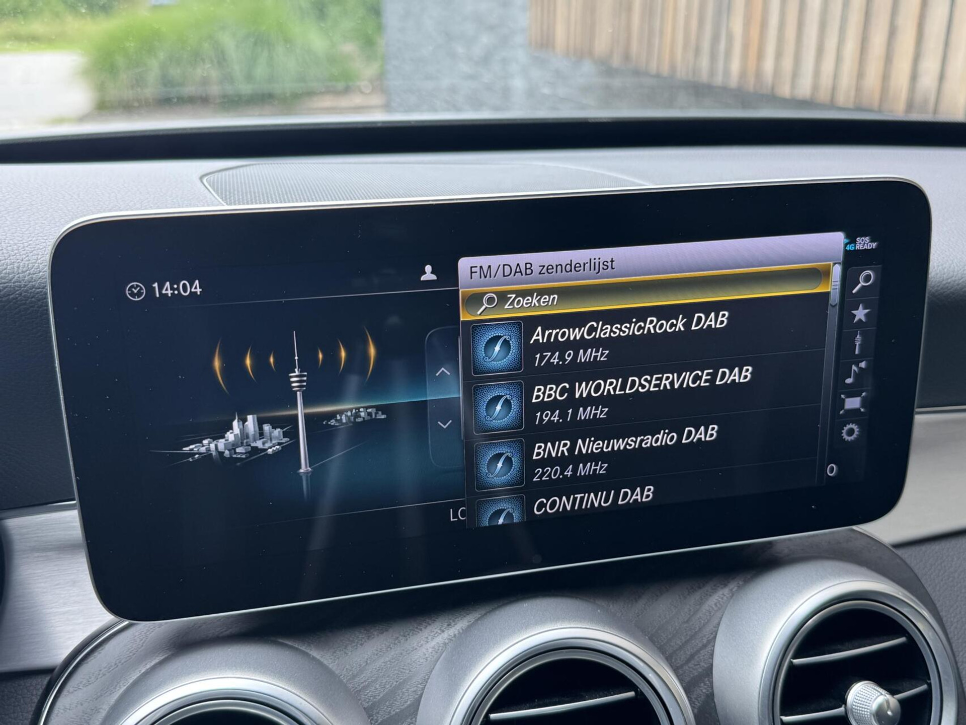 Mercedes-Benz C-Klasse Estate 180 AMG Automaat | Night Pakket | Trekhaak afneembaar | Stoelverwarming | Achteruitrijcamera | LED verlichting | Apple CarPlay | Metallic Lak | Virtual cockpit | Parkeersensoren voor en achter 46633385-17.jpg | Timcars.nl