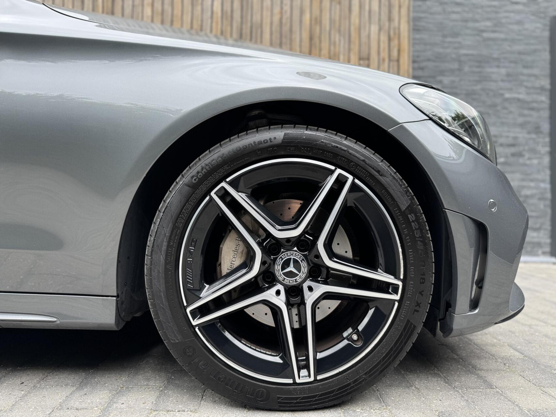Mercedes-Benz C-Klasse Estate 180 AMG Automaat | Night Pakket | Trekhaak afneembaar | Stoelverwarming | Achteruitrijcamera | LED verlichting | Apple CarPlay | Metallic Lak | Virtual cockpit | Parkeersensoren voor en achter 46633385-39.jpg | Timcars.nl