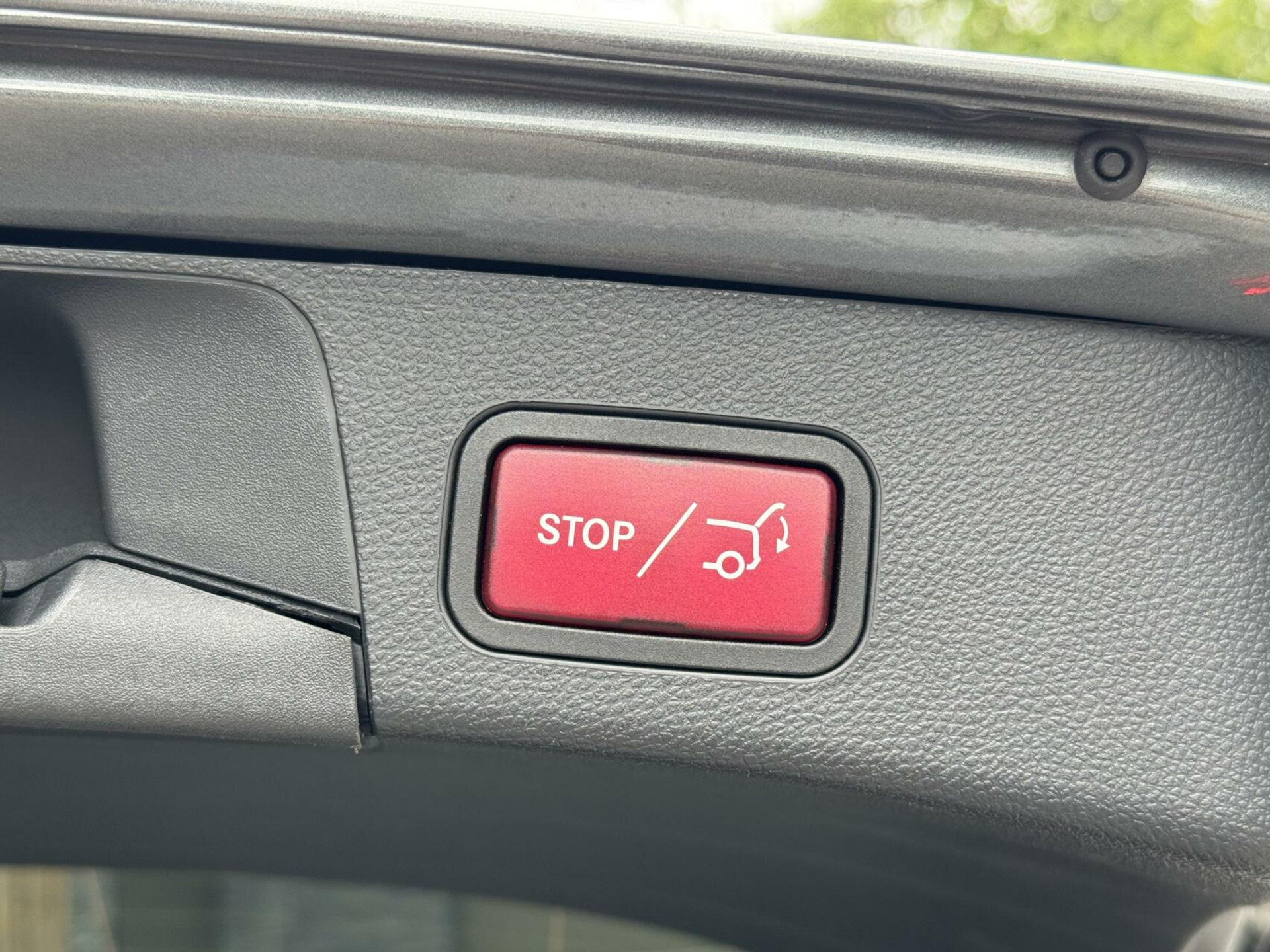 Mercedes-Benz C-Klasse Estate 180 AMG Automaat | Night Pakket | Trekhaak afneembaar | Stoelverwarming | Achteruitrijcamera | LED verlichting | Apple CarPlay | Metallic Lak | Virtual cockpit | Parkeersensoren voor en achter 46633385-48.jpg | Timcars.nl