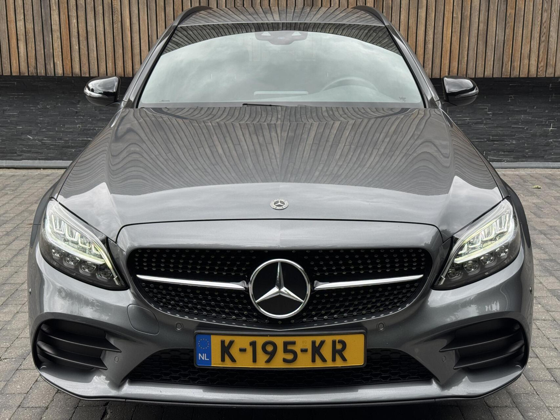 Mercedes-Benz C-Klasse Estate 180 AMG Automaat | Night Pakket | Trekhaak afneembaar | Stoelverwarming | Achteruitrijcamera | LED verlichting | Apple CarPlay | Metallic Lak | Virtual cockpit | Parkeersensoren voor en achter 46633385-65.jpg | Timcars.nl