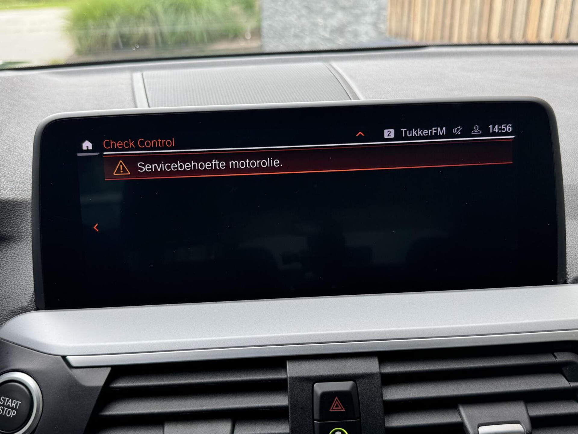 BMW X3 xDrive30e Automaat | Stoelverwarming | Leer | 20 inch lichtmetalen velgen | LED verlichting | Apple CarPlay | Cruise control | Climate control | Metallic lak | Parkeersensoren voor en achter 46635833-23.jpg | Timcars.nl