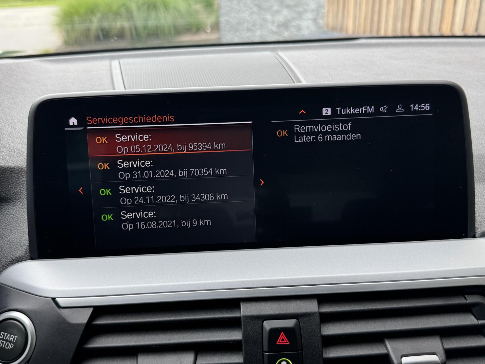 BMW X3 xDrive30e Automaat | Stoelverwarming | Leer | 20 inch lichtmetalen velgen | LED verlichting | Apple CarPlay | Cruise control | Climate control | Metallic lak | Parkeersensoren voor en achter 46635833-25.jpg | Timcars.nl