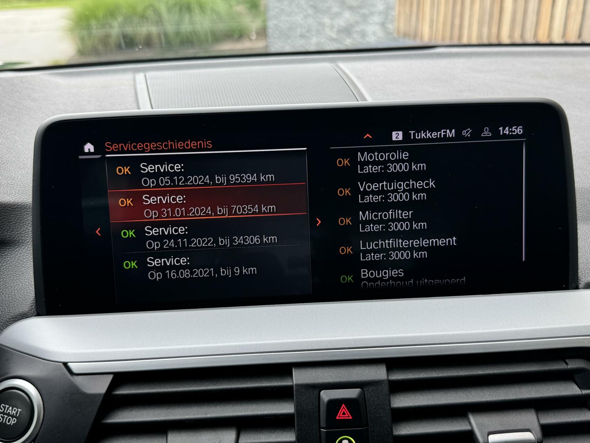 BMW X3 xDrive30e Automaat | Stoelverwarming | Leer | 20 inch lichtmetalen velgen | LED verlichting | Apple CarPlay | Cruise control | Climate control | Metallic lak | Parkeersensoren voor en achter 46635833-26.jpg | Timcars.nl