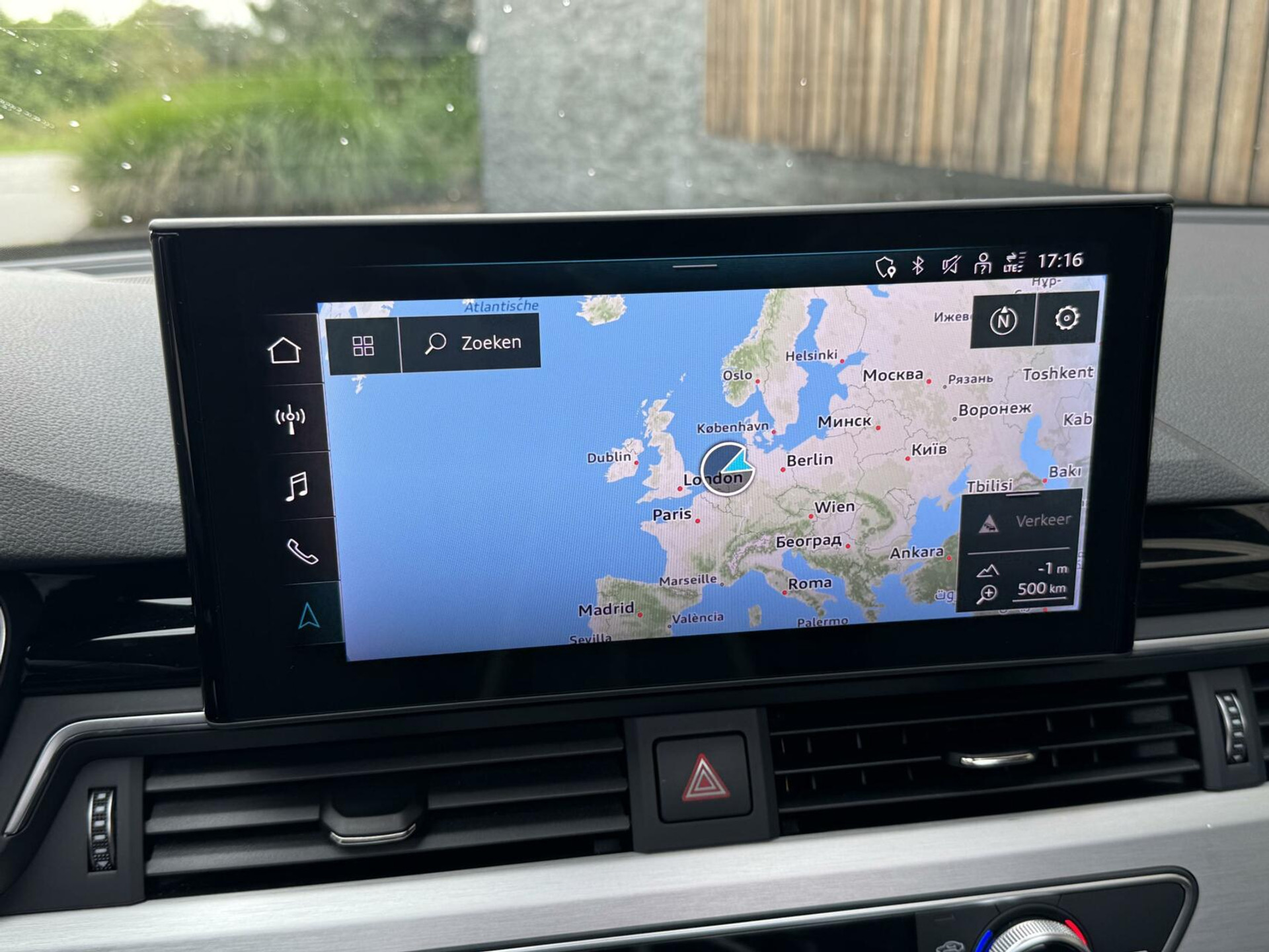 Audi A4 Avant 35 TFSI S-line Automaat | Panoramadak | Adaptieve cruise control | Grootlicht assistentie| Afgevlakt stuurwiel | Climate control | Getint glas | Zwart optiek | Parkeersensoren voor en achter 46807386-11.jpg | Timcars.nl