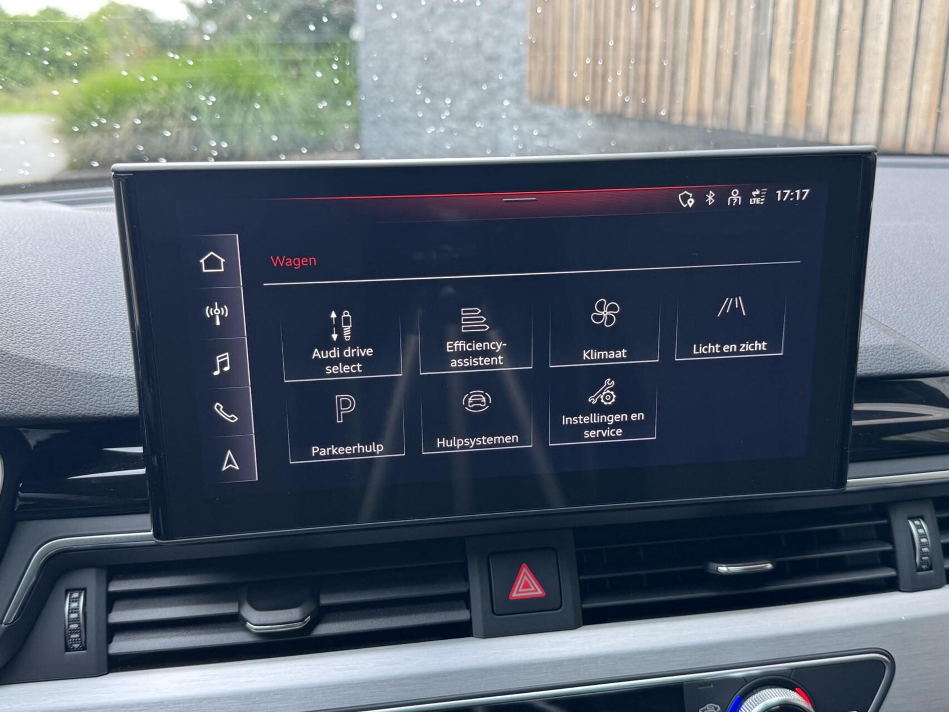 Audi A4 Avant 35 TFSI S-line Automaat | Panoramadak | Adaptieve cruise control | Grootlicht assistentie| Afgevlakt stuurwiel | Climate control | Getint glas | Zwart optiek | Parkeersensoren voor en achter 46807386-19.jpg | Timcars.nl