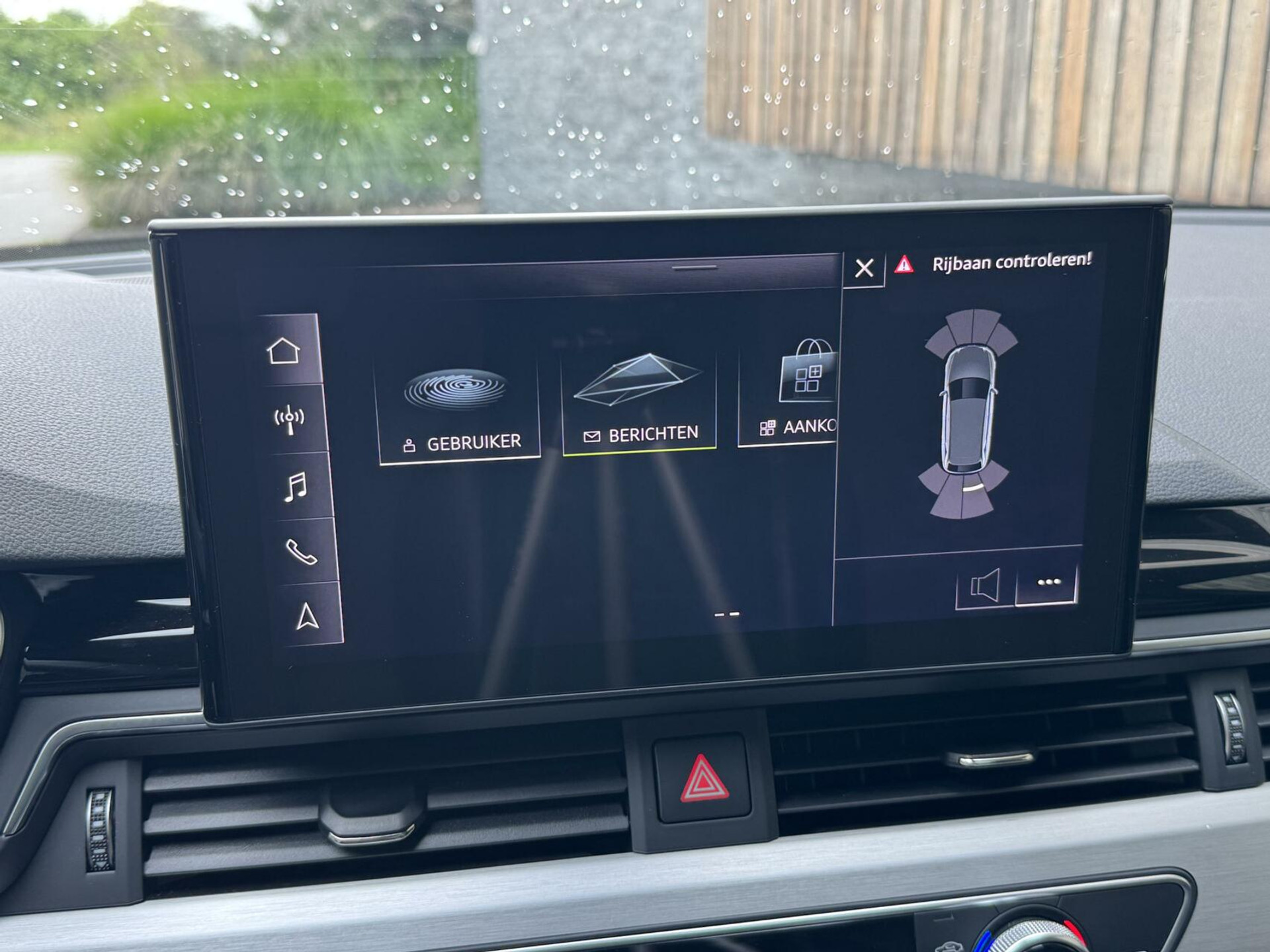 Audi A4 Avant 35 TFSI S-line Automaat | Panoramadak | Adaptieve cruise control | Grootlicht assistentie| Afgevlakt stuurwiel | Climate control | Getint glas | Zwart optiek | Parkeersensoren voor en achter 46807386-27.jpg | Timcars.nl